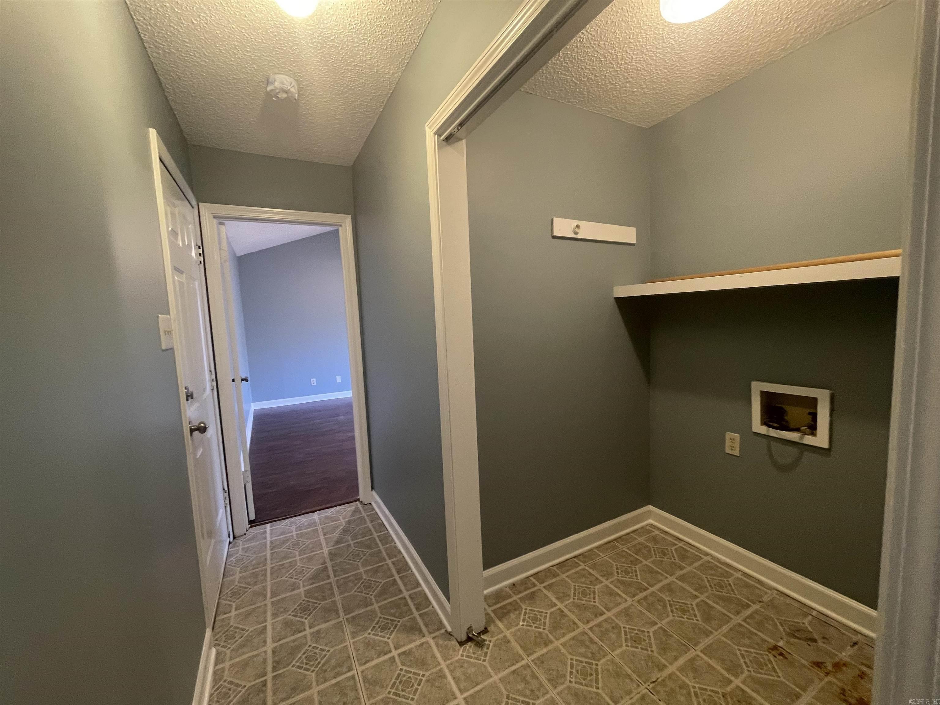 Woodland Hills - Residential Lease