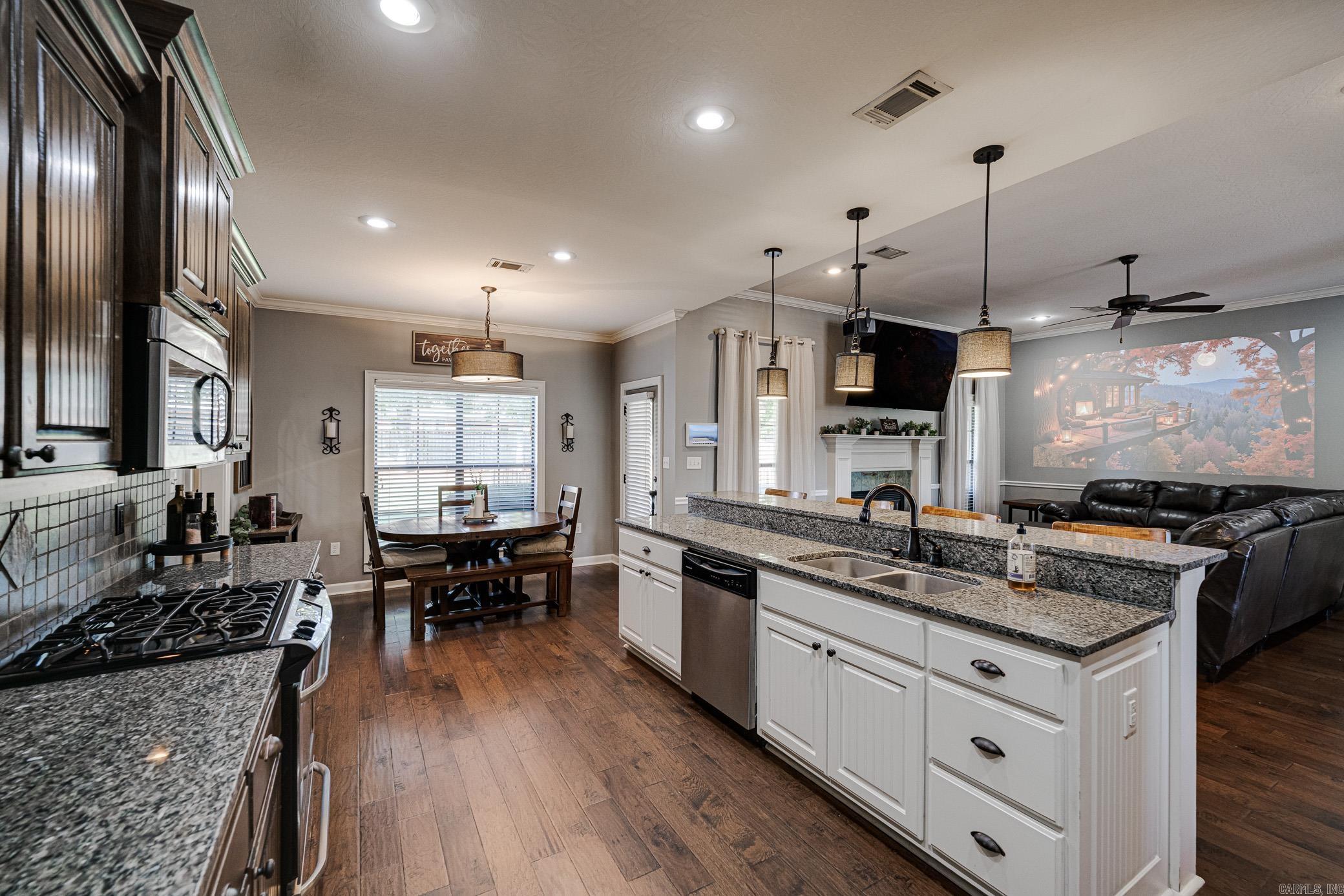 Chapel Creek - Residential