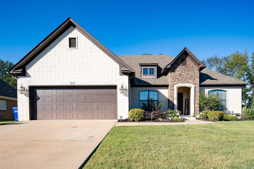 This stunning custom-built home offers an open concept design with a split bedroom floor plan that's perfect for modern living. The spacious kitchen features stainless steel appliances, granite countertops, and custom cabinetry, flowing seamlessly into a large living room with wood floors, high ceilings, and a gas fireplace ideal for entertaining guests or relaxing evenings at home.   The primary suite includes convenient access to the laundry room, while the bathrooms showcase beautiful stained concrete floors. Enjoy outdoor living in the large fenced backyard on a level lot -- perfect for gatherings, pets, or play.   Located in the highly sought-after Chapel Creek neighborhood, this home combines quality craftsmanship, comfort, and charm. A must-see home that's perfect for entertaining and everyday living.