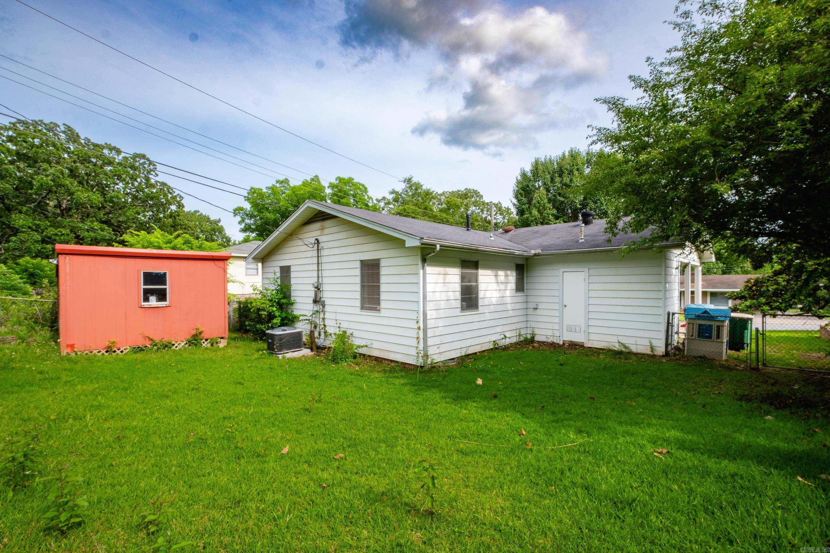 ELLIS ACRES - Residential