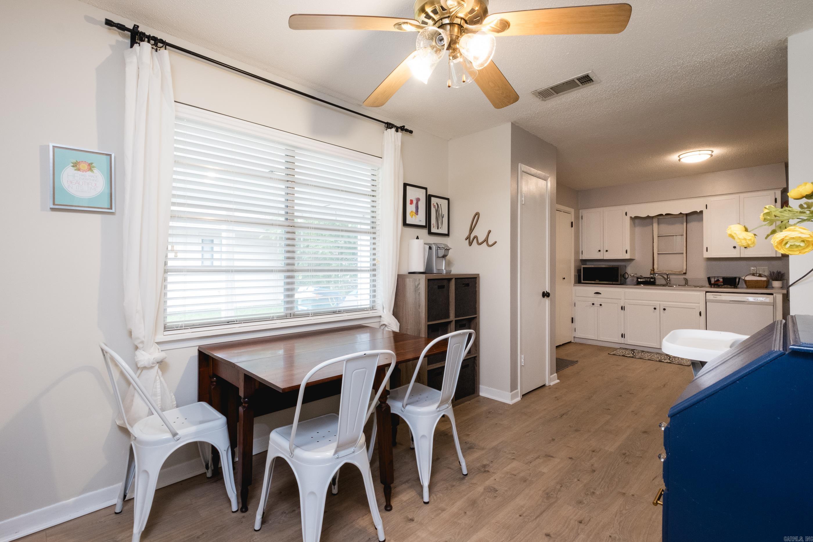 ELLIS ACRES - Residential