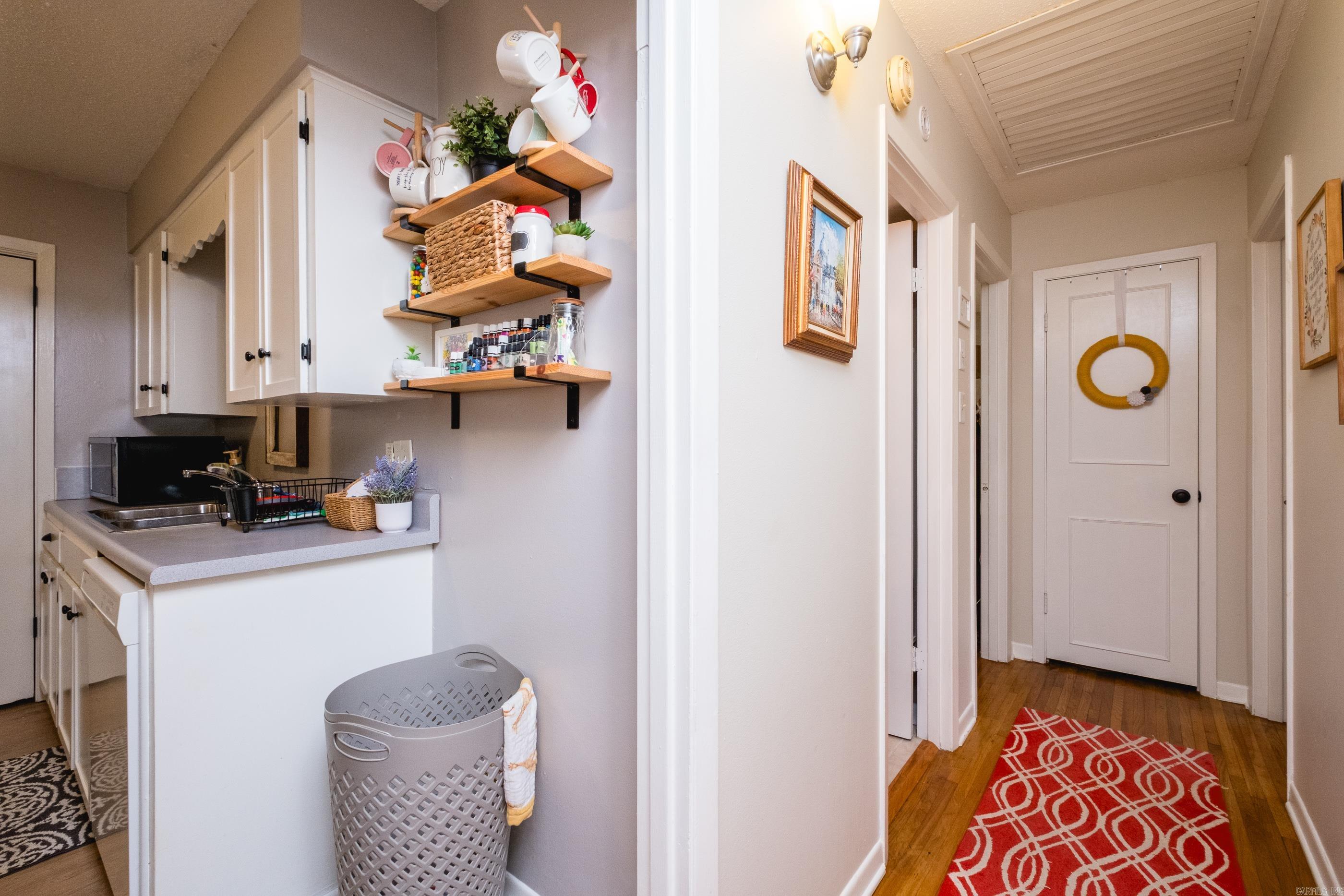 ELLIS ACRES - Residential