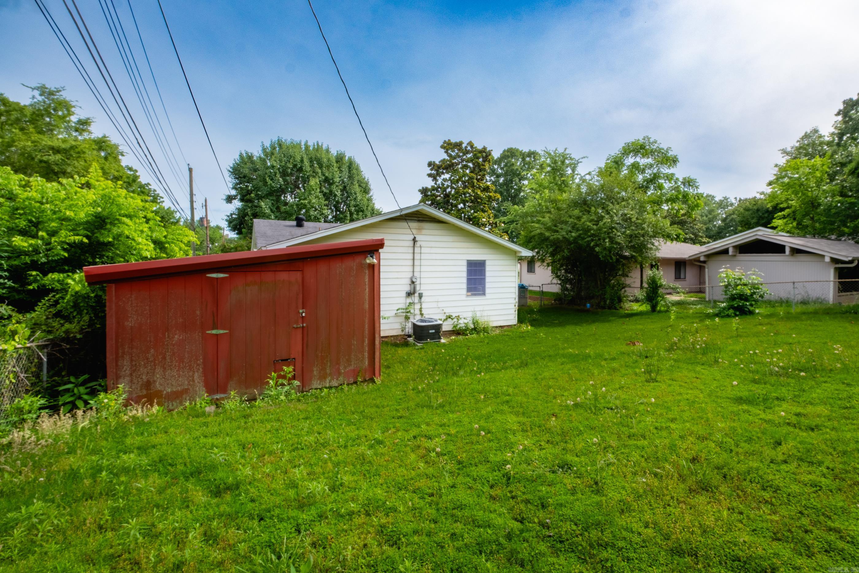 ELLIS ACRES - Residential