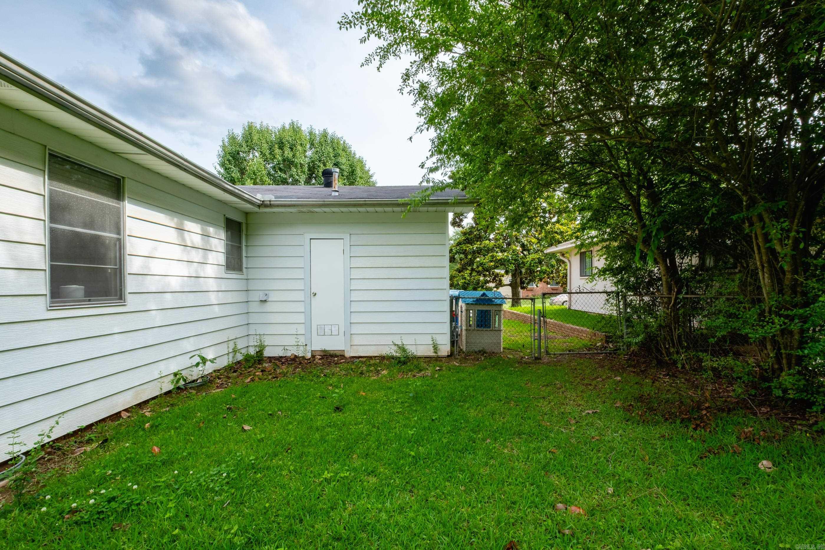 ELLIS ACRES - Residential