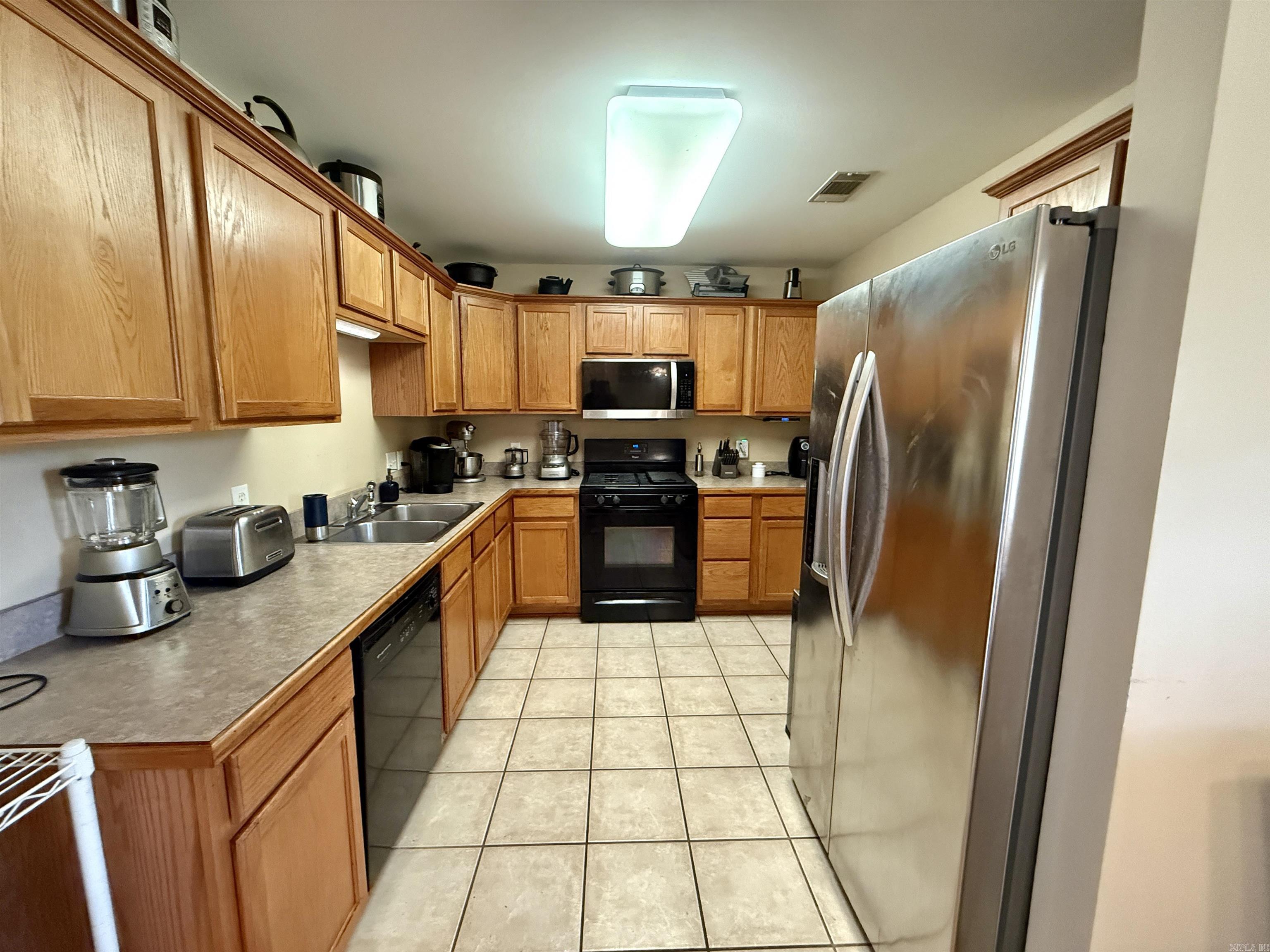 Old Oaks Phase III - Residential