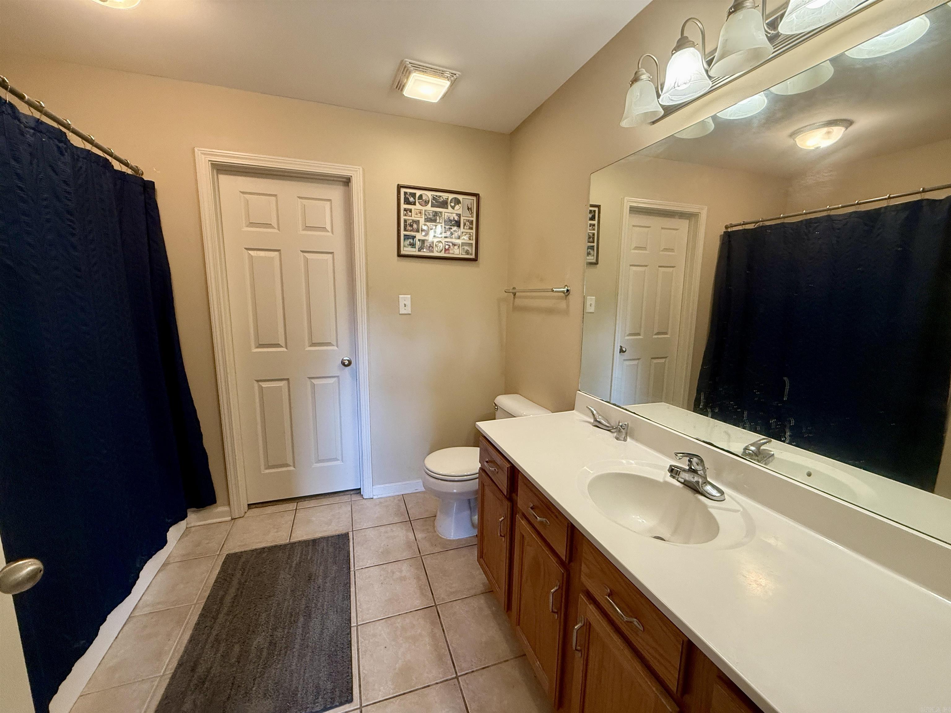 Old Oaks Phase III - Residential