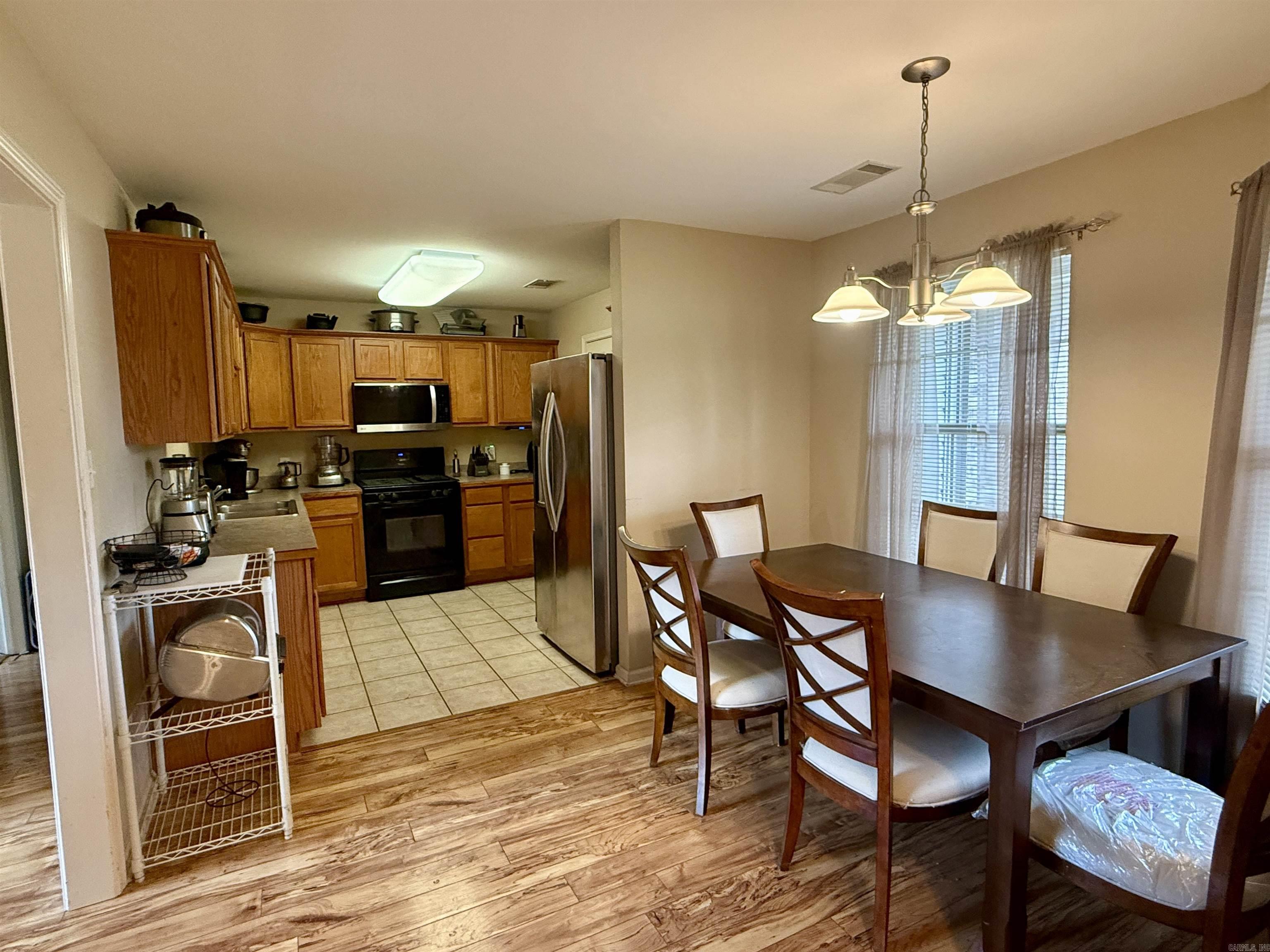 Old Oaks Phase III - Residential