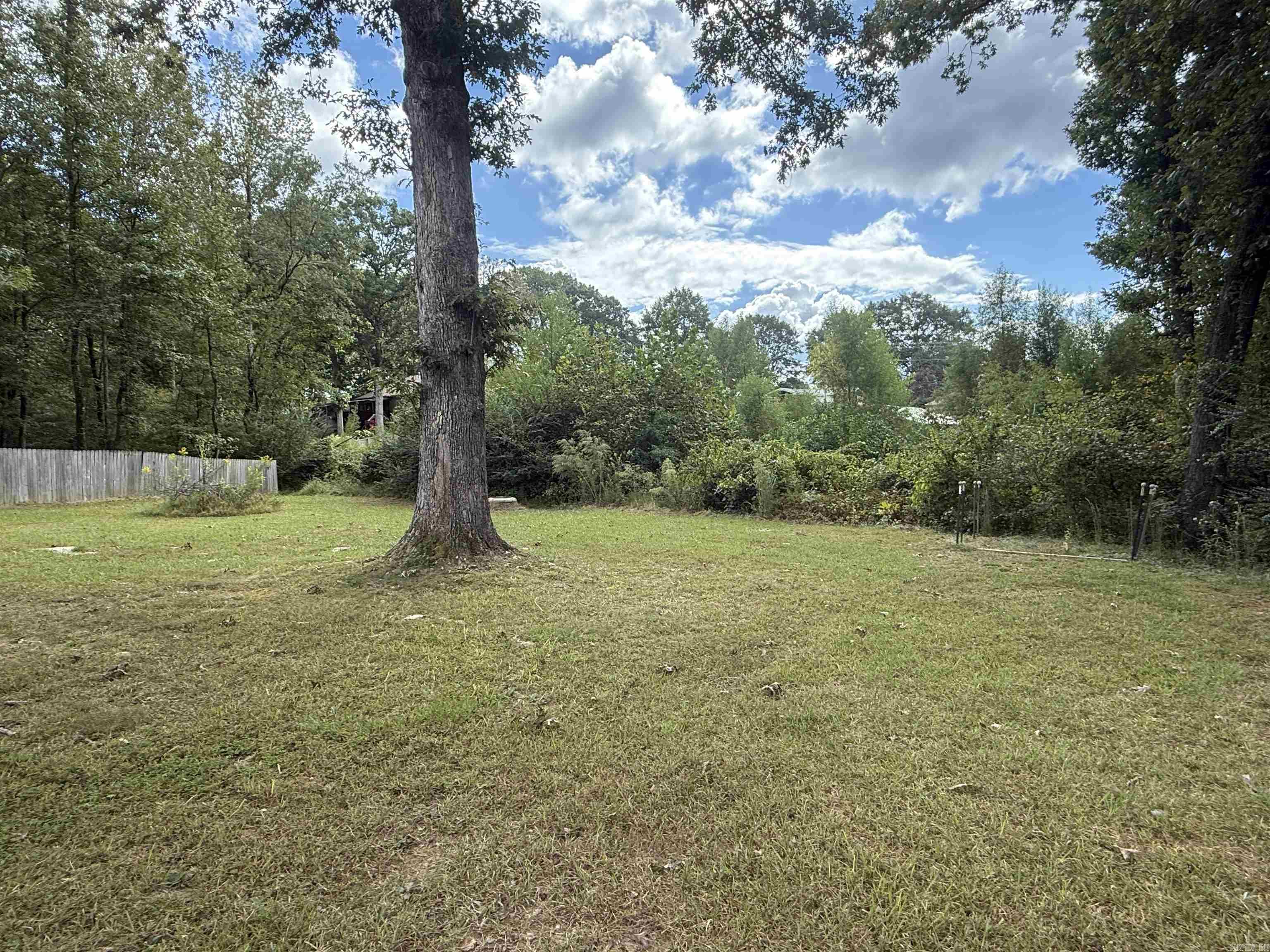 Old Oaks Phase III - Residential