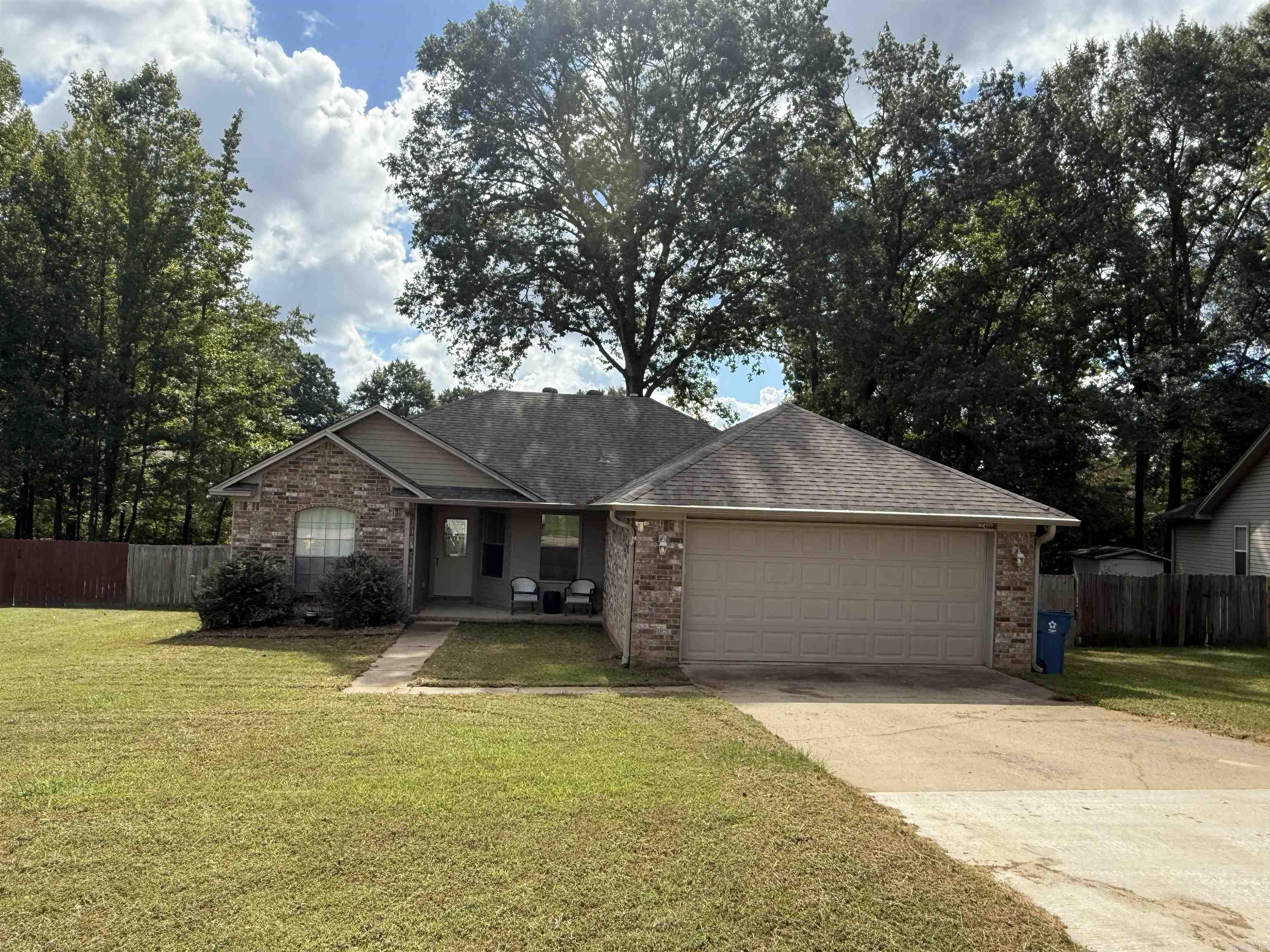 Old Oaks Phase III - Residential