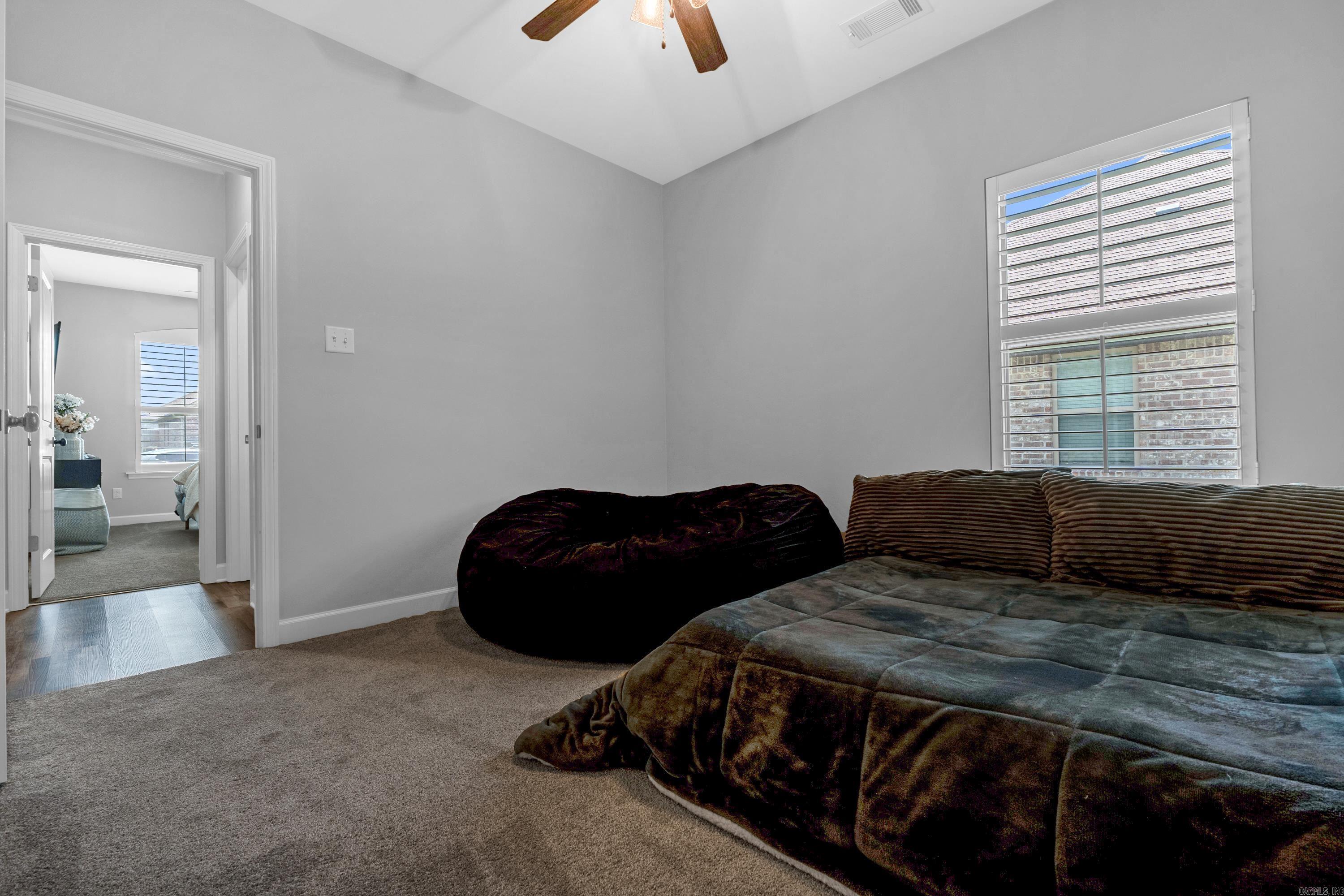 JAXON TERRACE - Residential