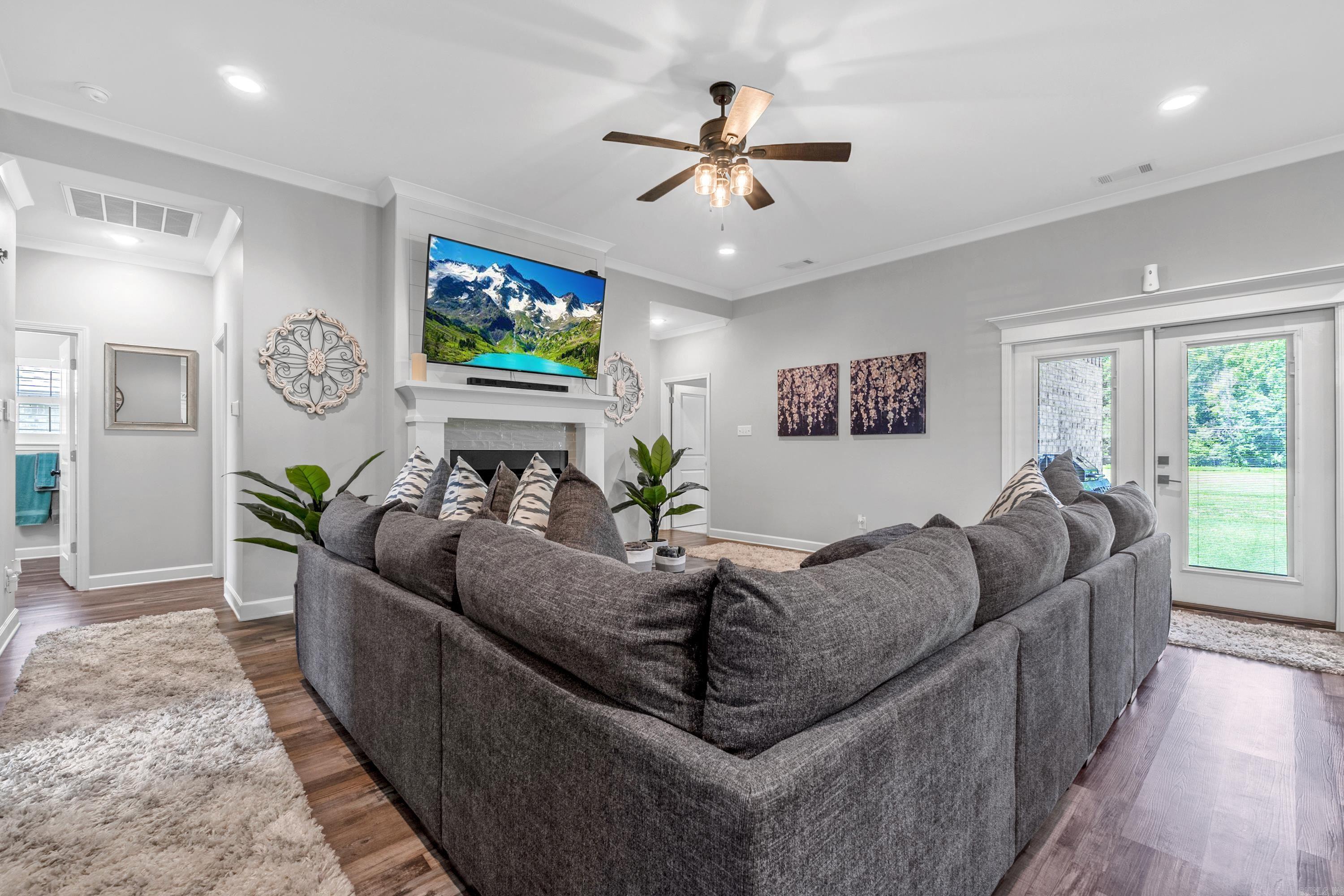 JAXON TERRACE - Residential