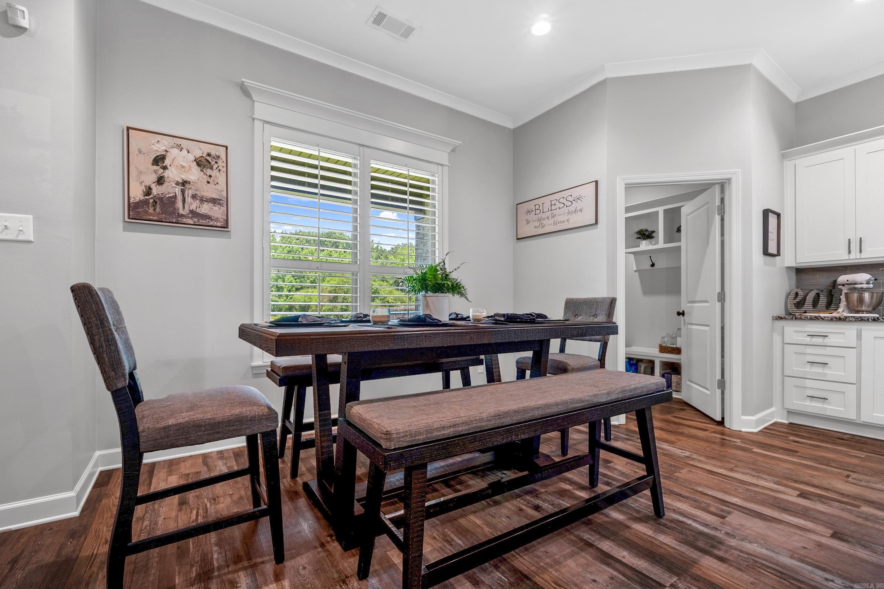 JAXON TERRACE - Residential