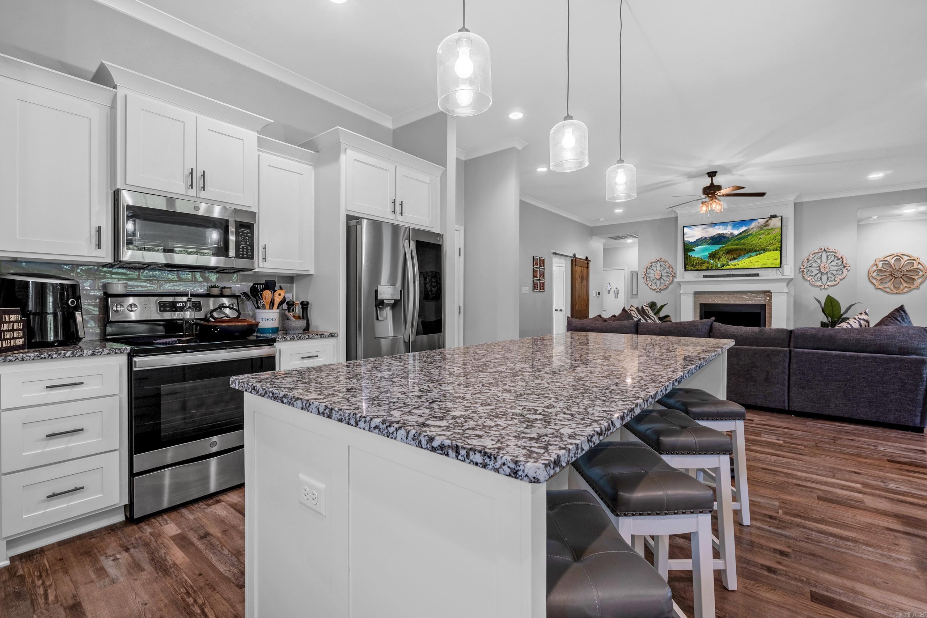 JAXON TERRACE - Residential