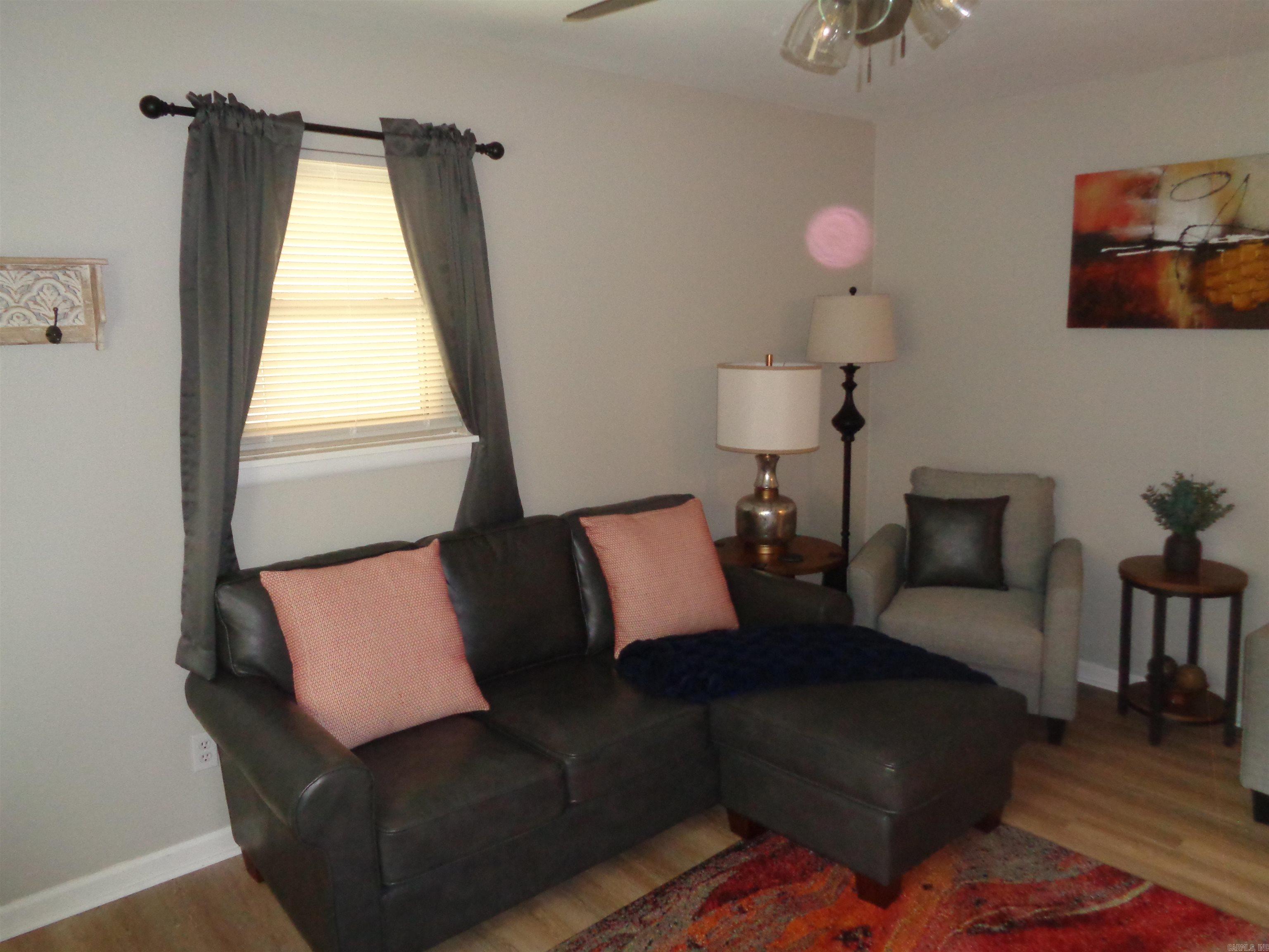 MEADOW LARK - Residential