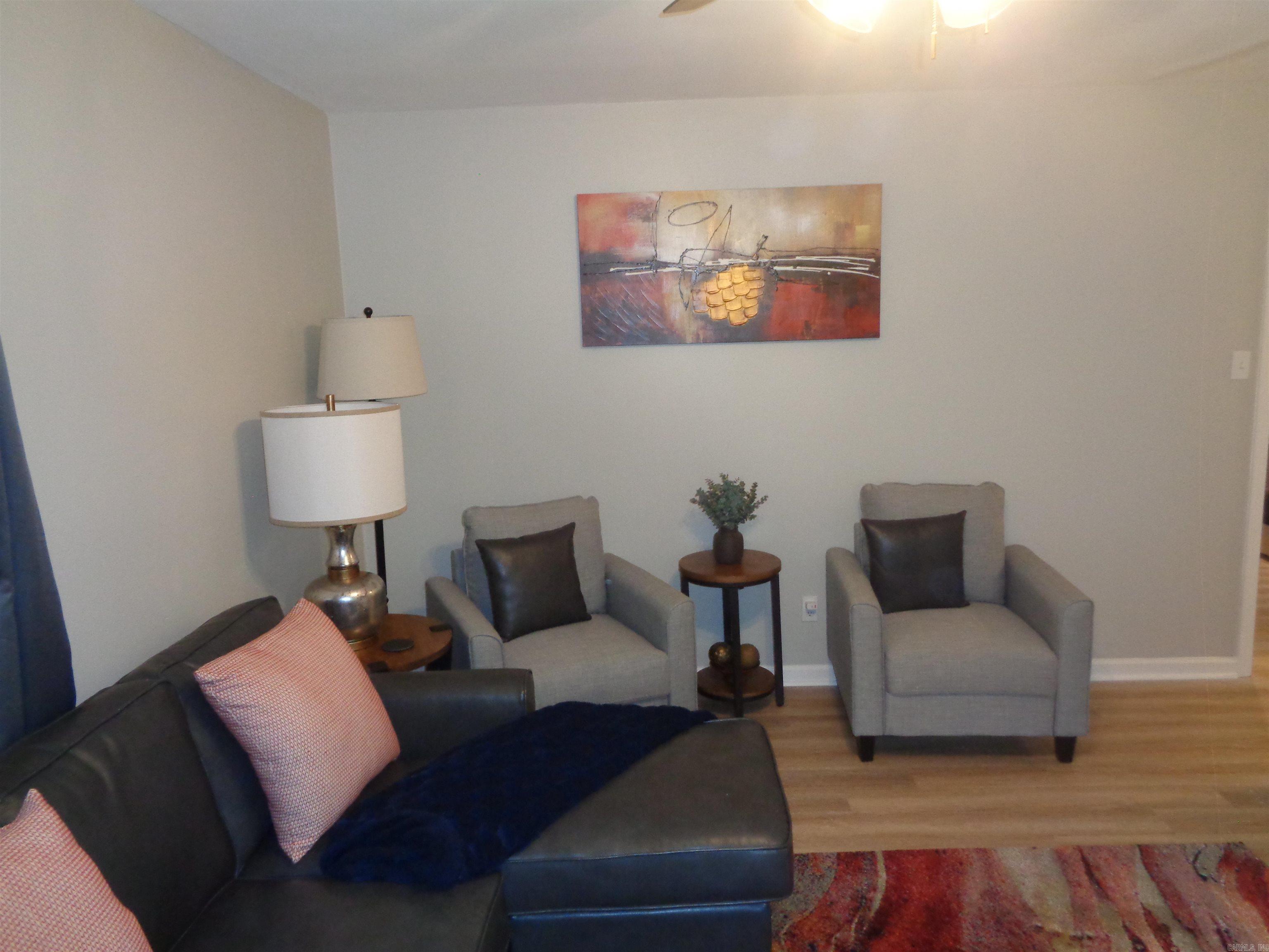 MEADOW LARK - Residential
