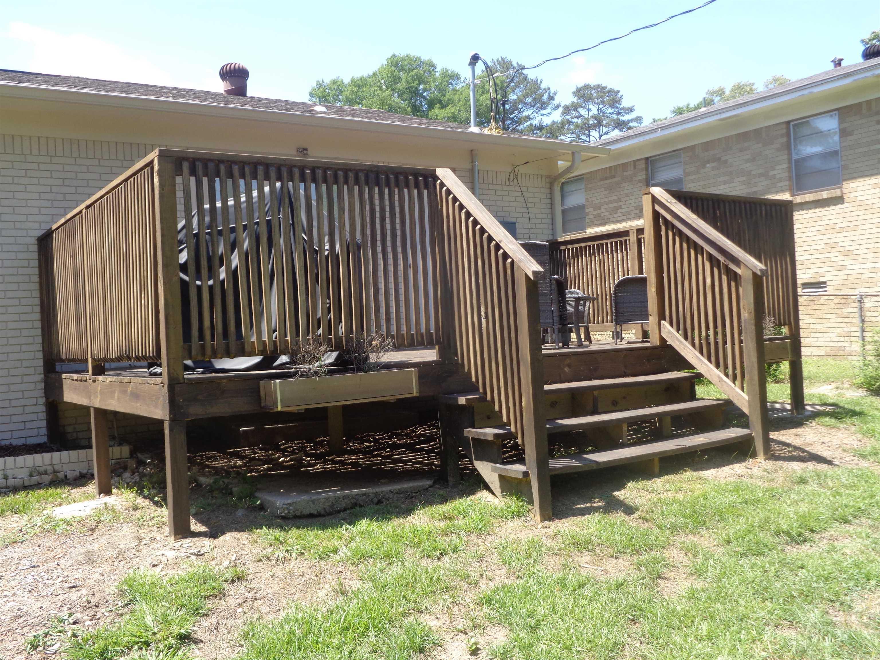 MEADOW LARK - Residential