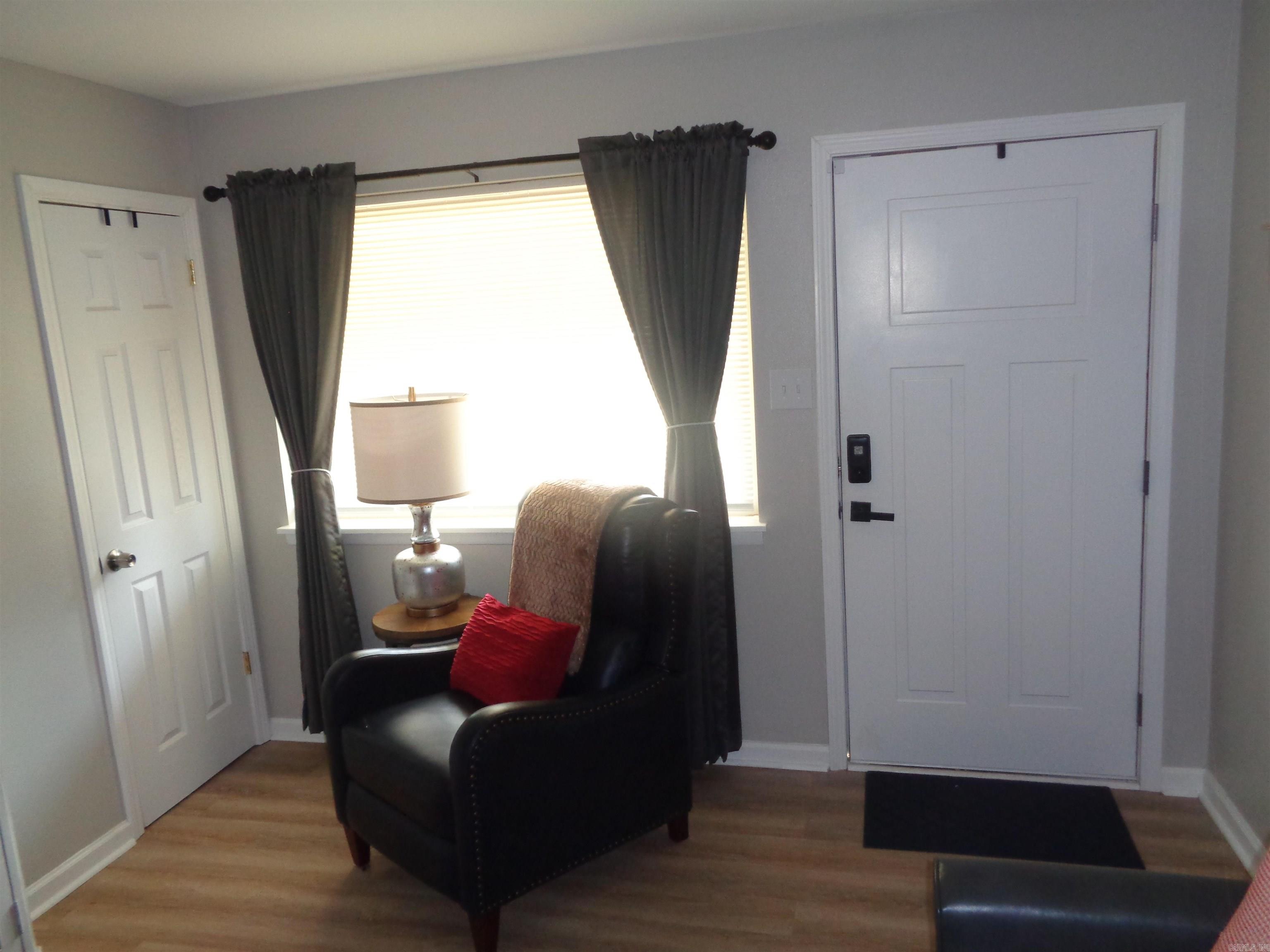 MEADOW LARK - Residential