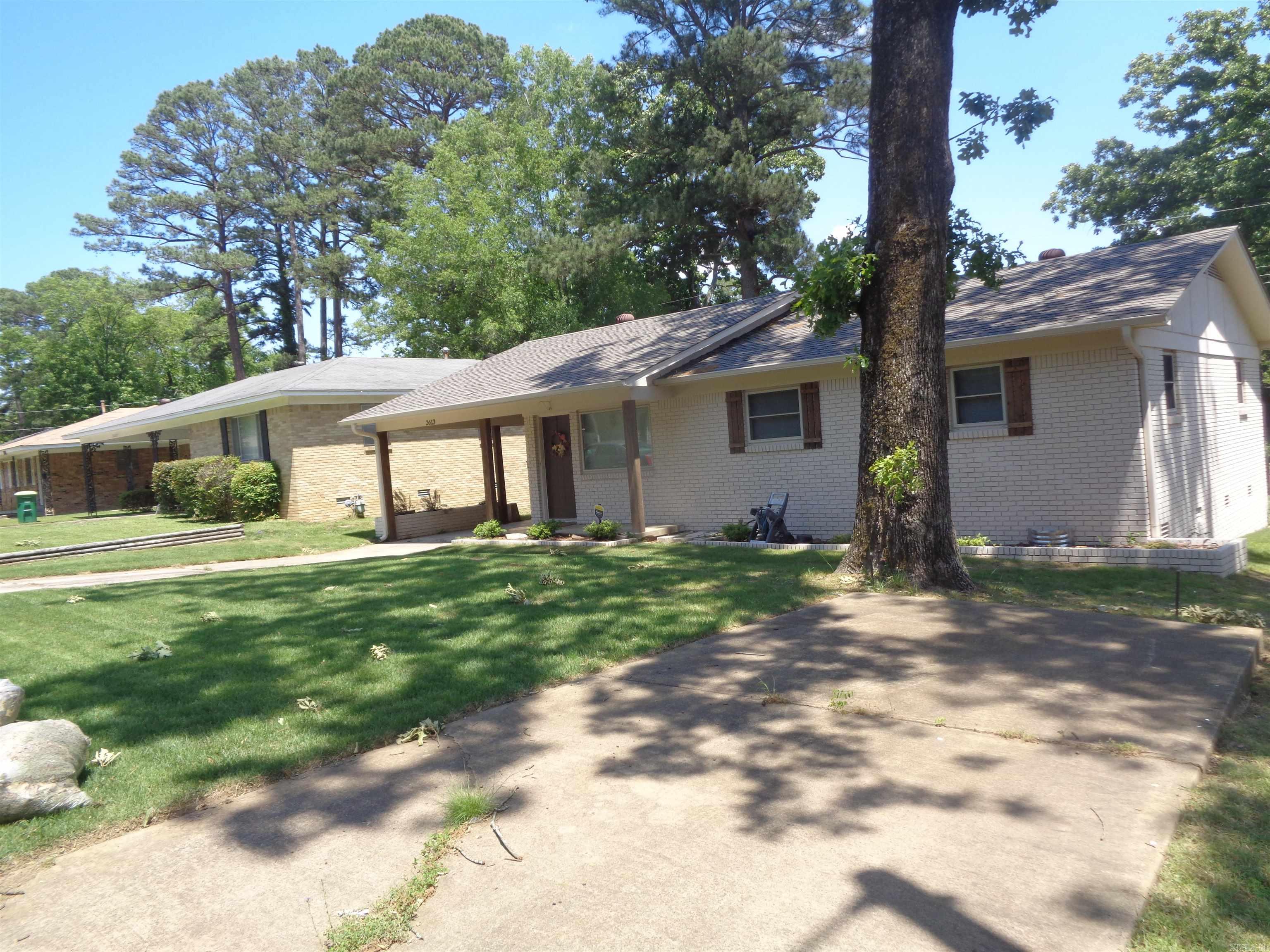 MEADOW LARK - Residential