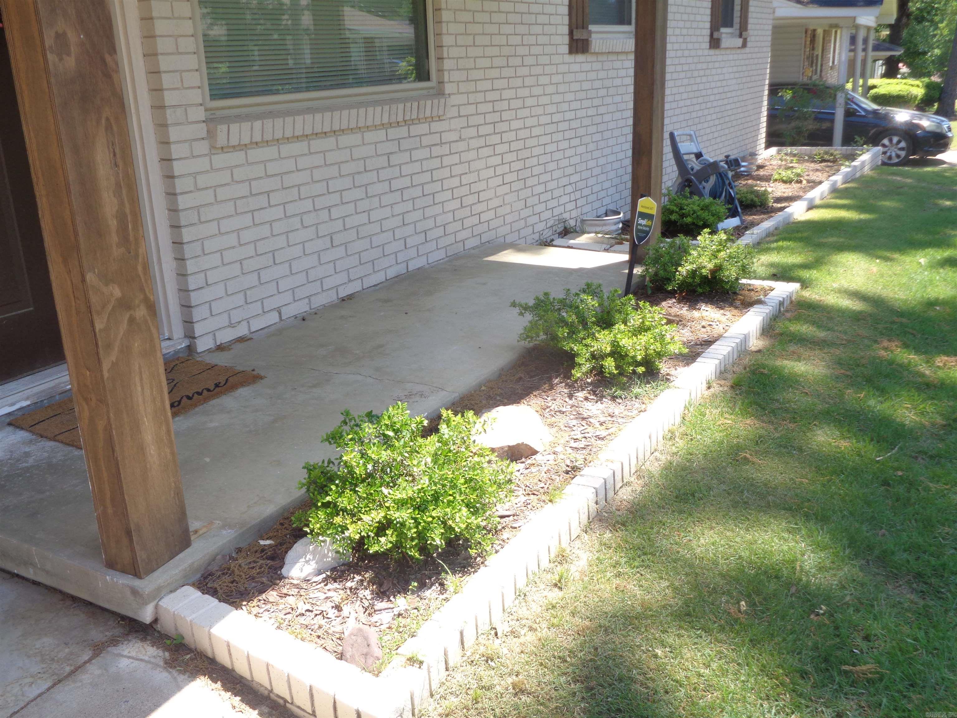 MEADOW LARK - Residential