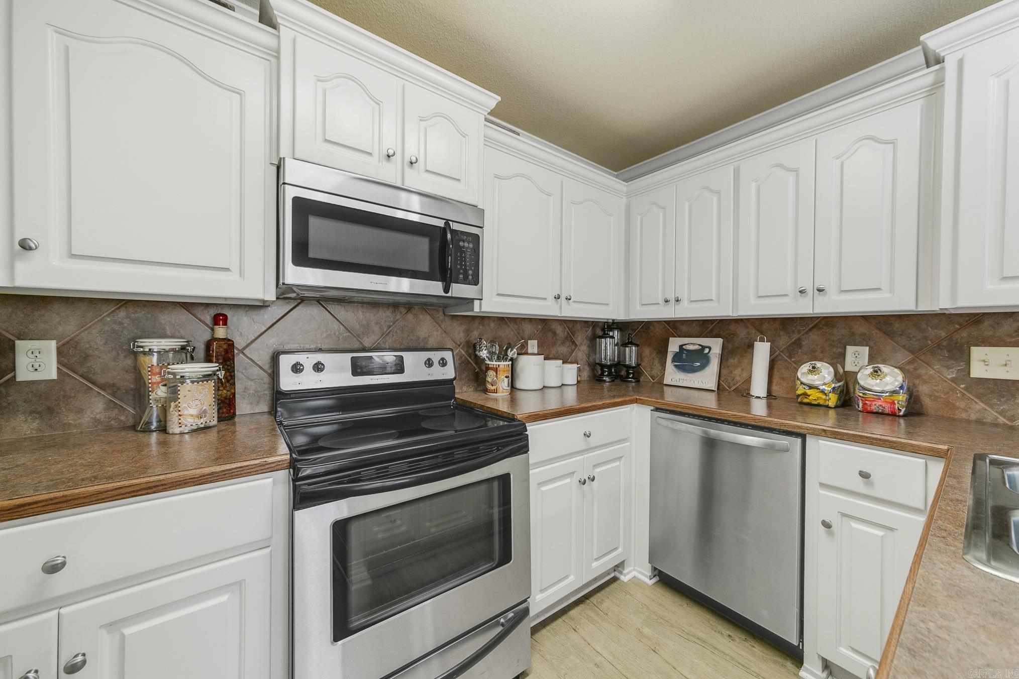 PIONEER SPRINGS - Residential