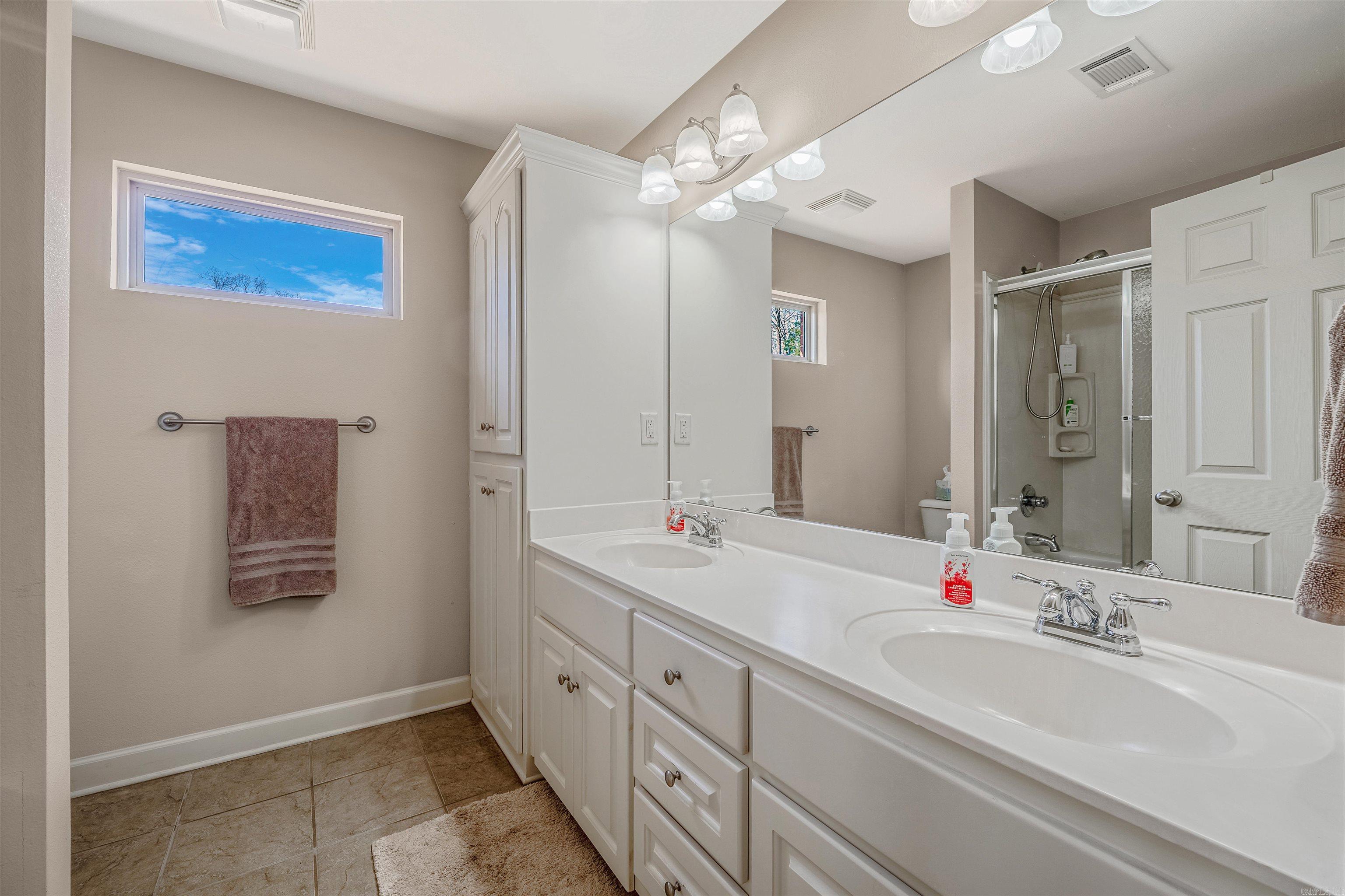 PIONEER SPRINGS - Residential