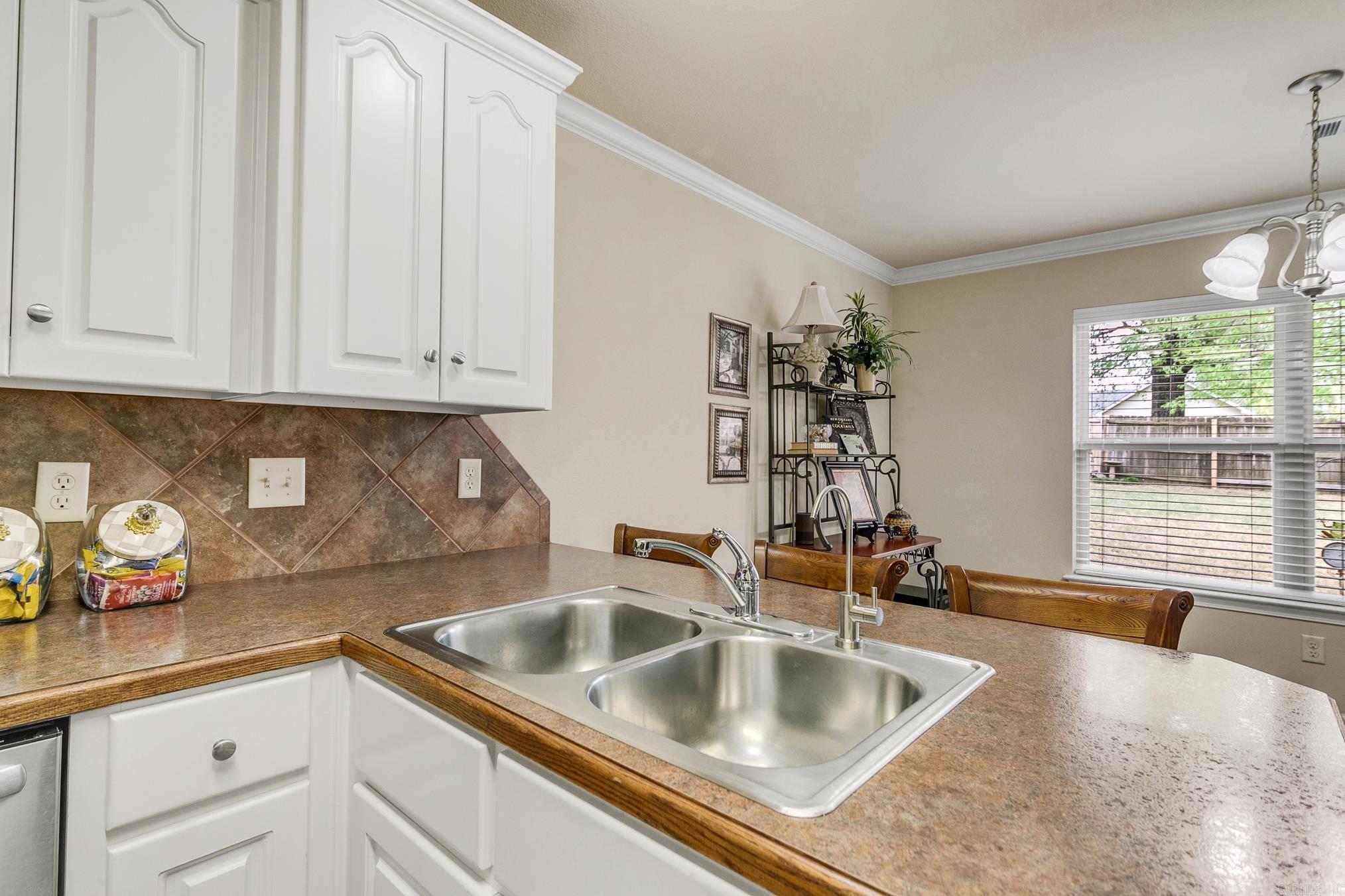 PIONEER SPRINGS - Residential