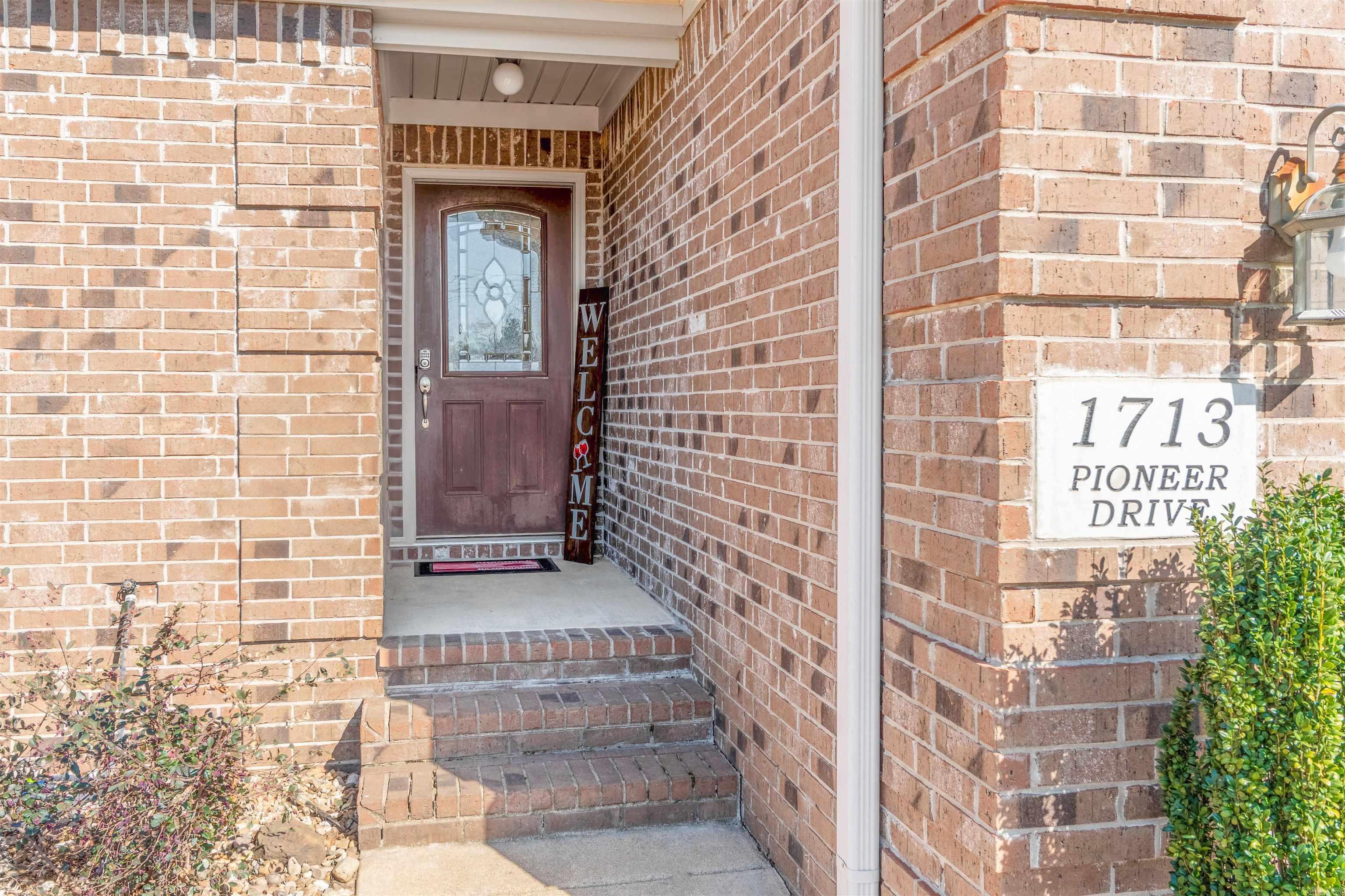 PIONEER SPRINGS - Residential