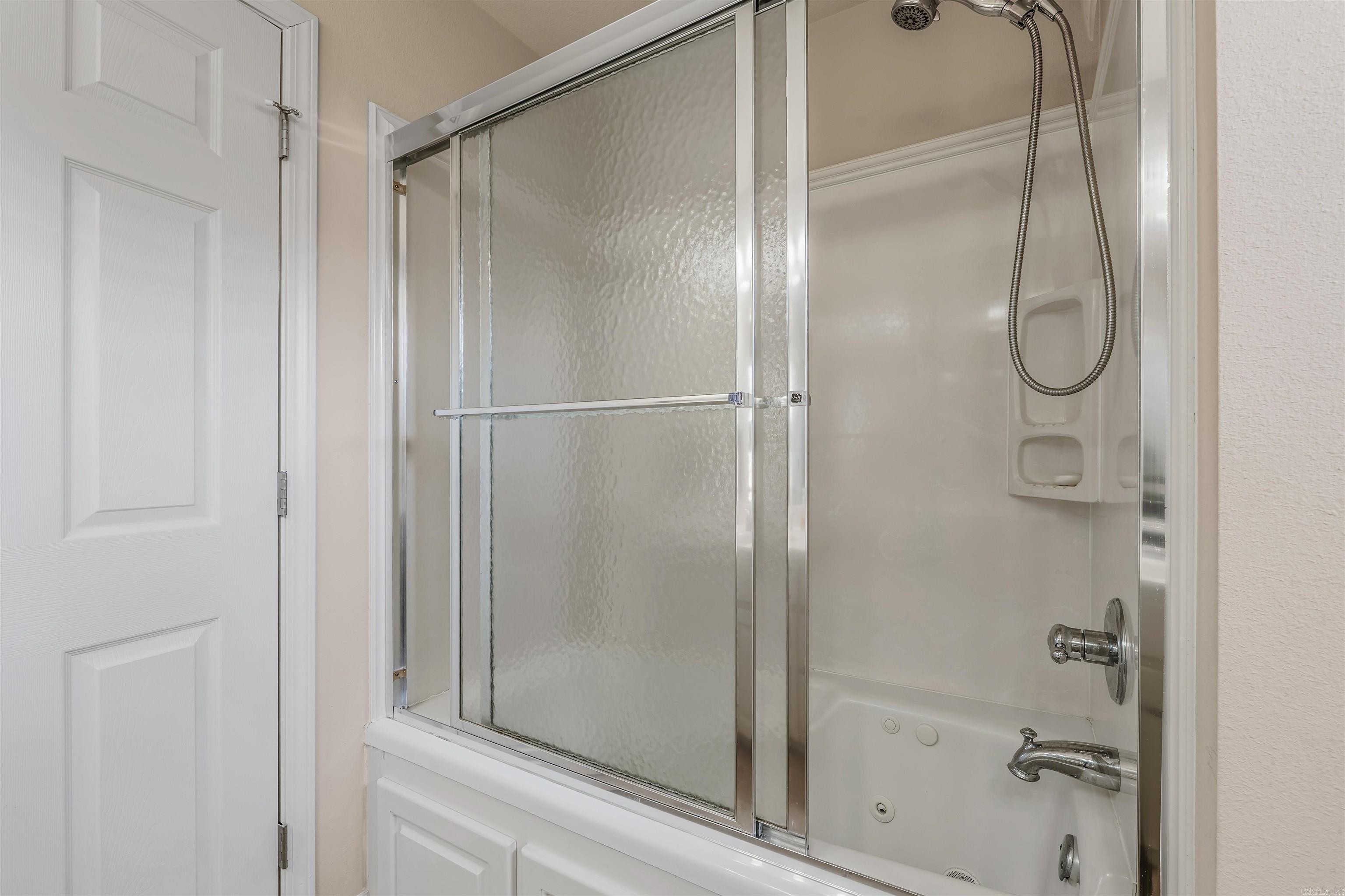 PIONEER SPRINGS - Residential