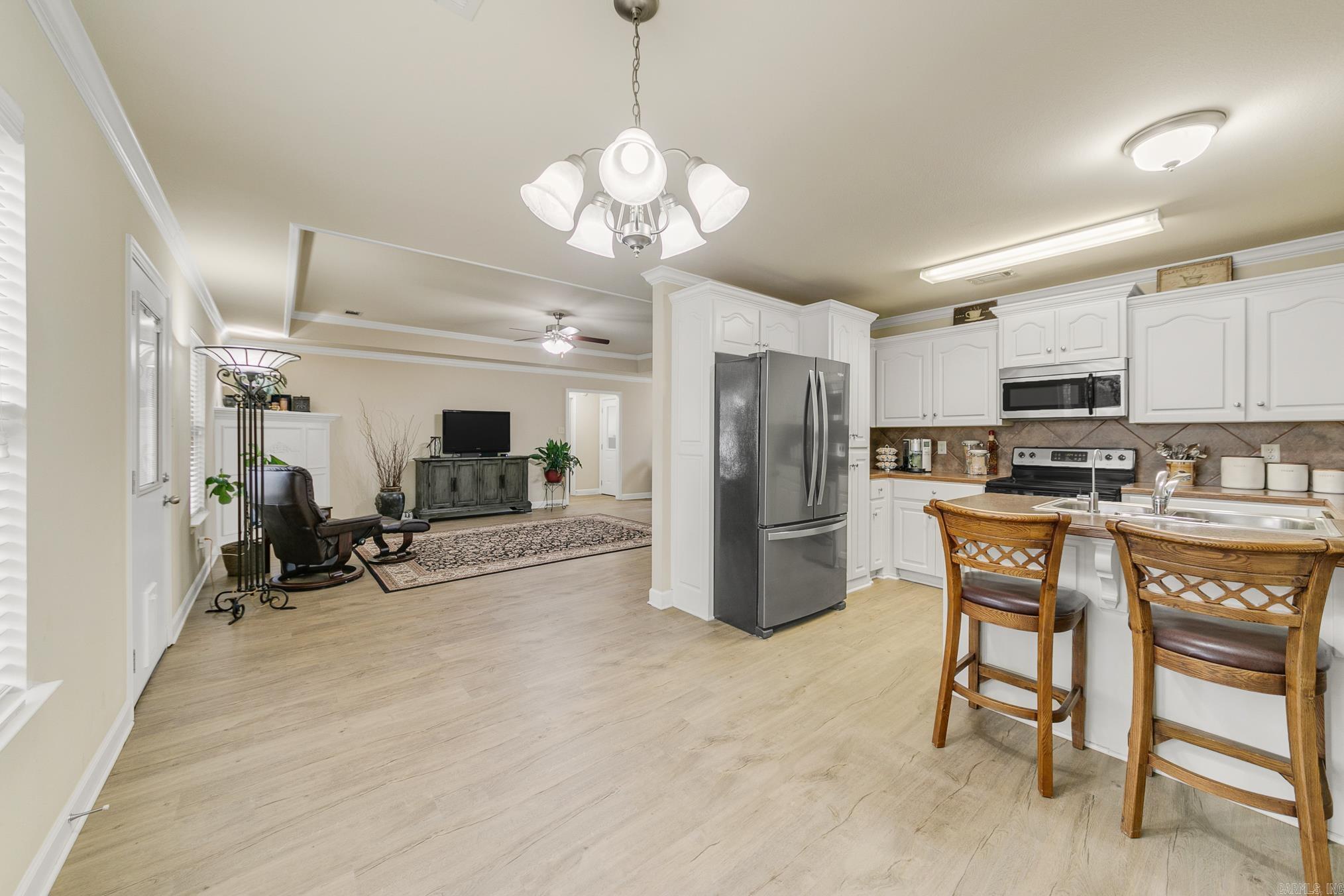 PIONEER SPRINGS - Residential