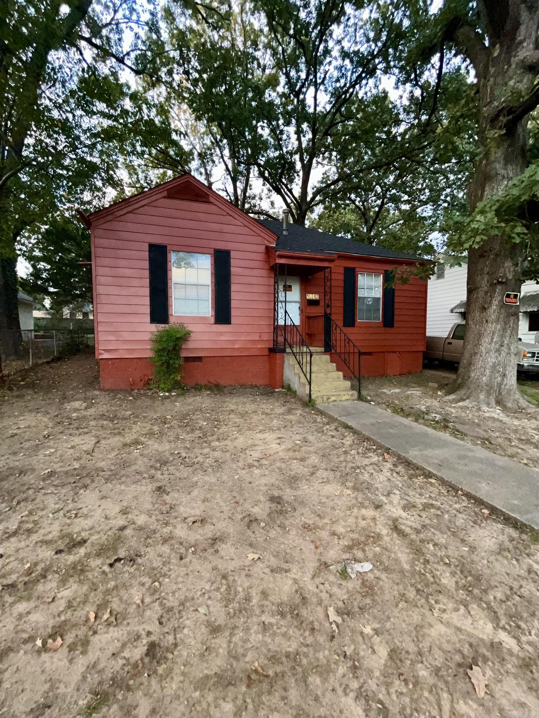 Oakhurst - Residential