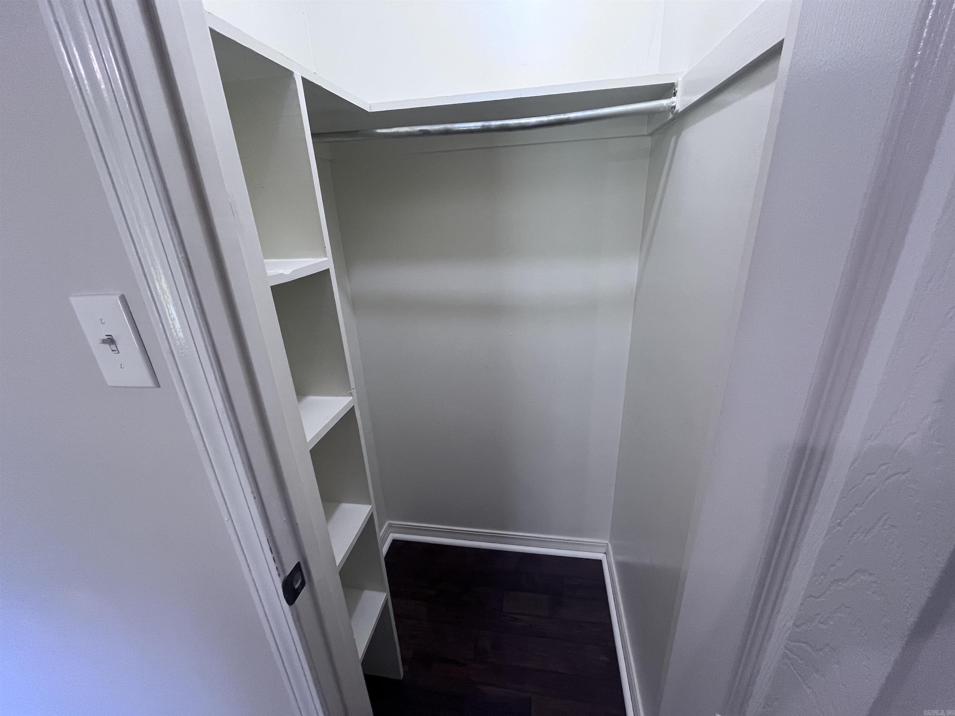 Parkview III - Residential Lease