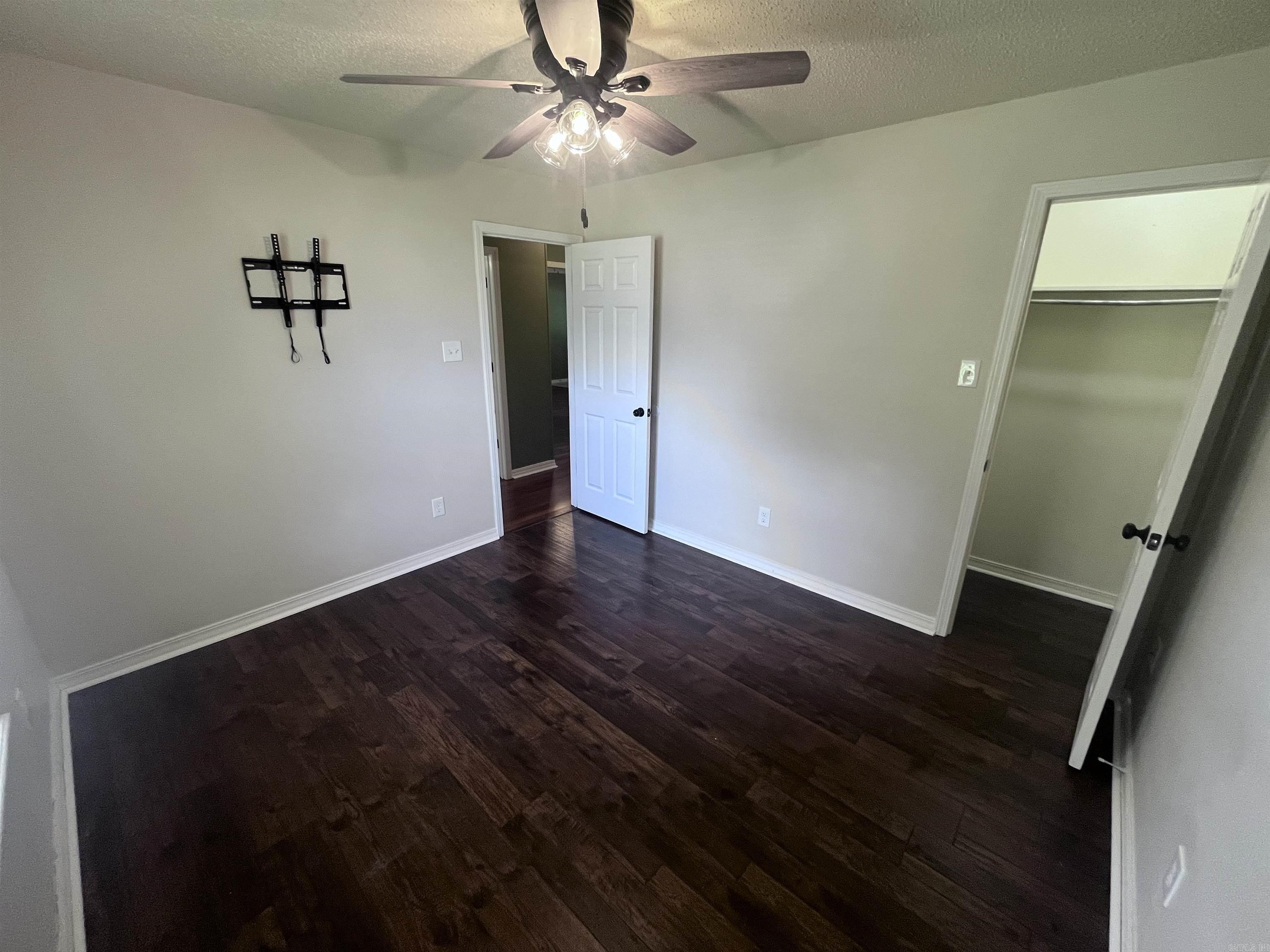 Parkview III - Residential Lease