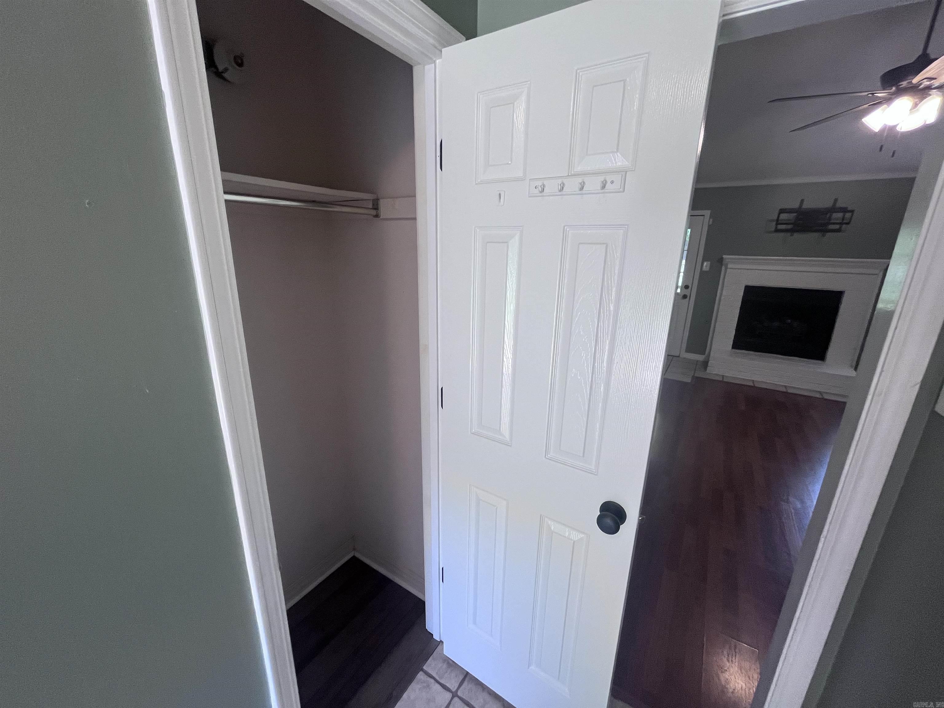 Parkview III - Residential Lease