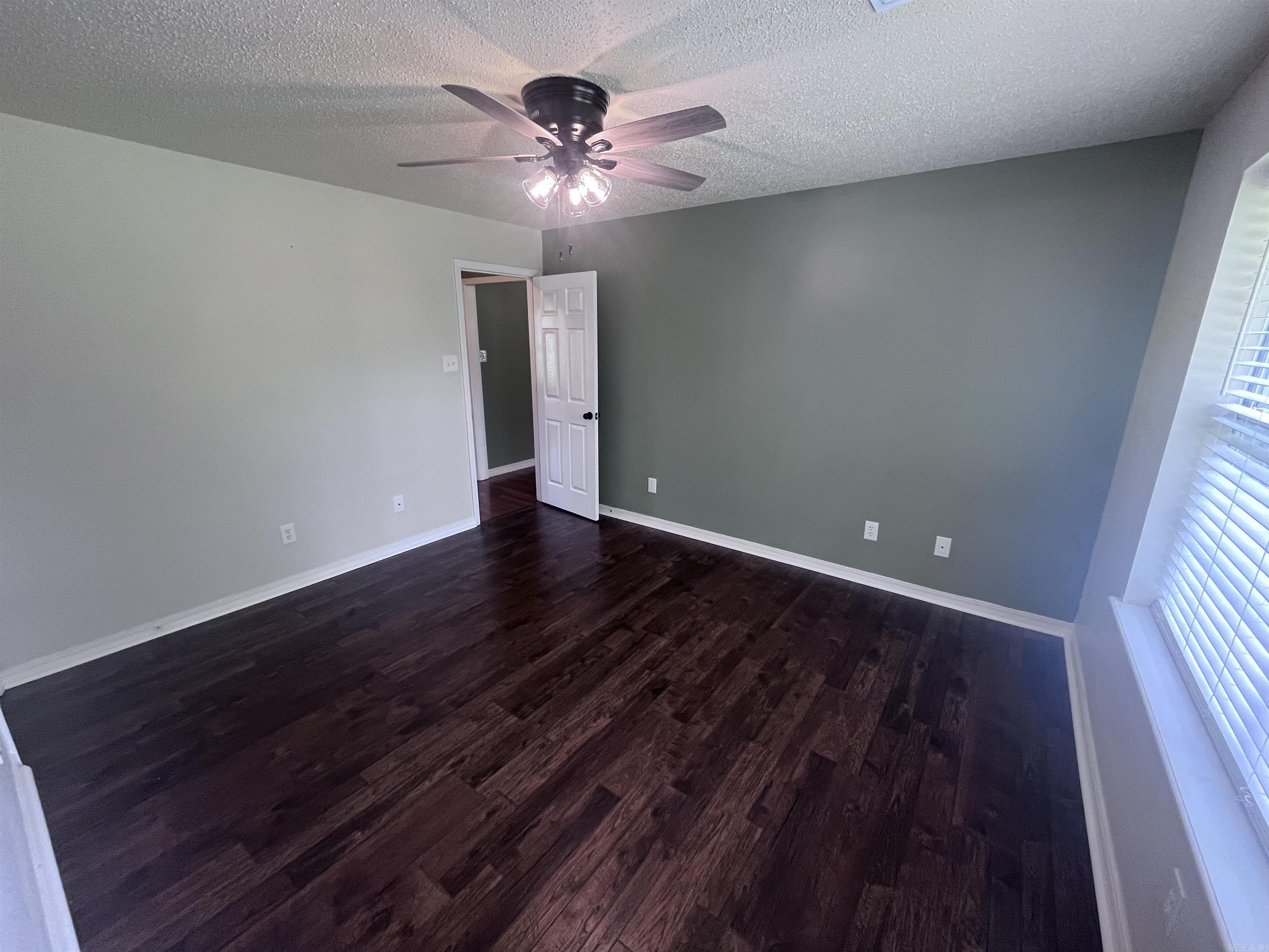 Parkview III - Residential Lease