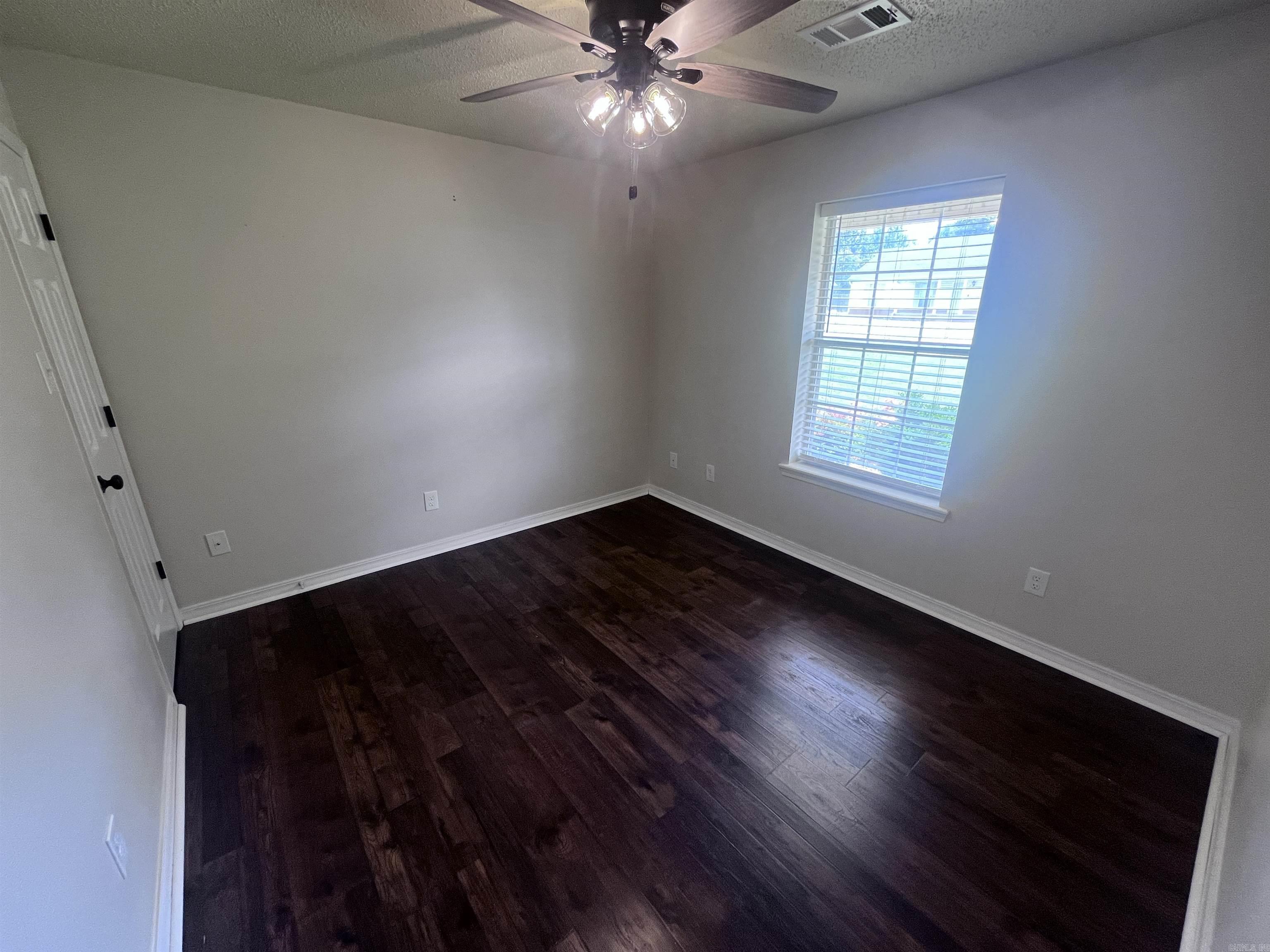 Parkview III - Residential Lease