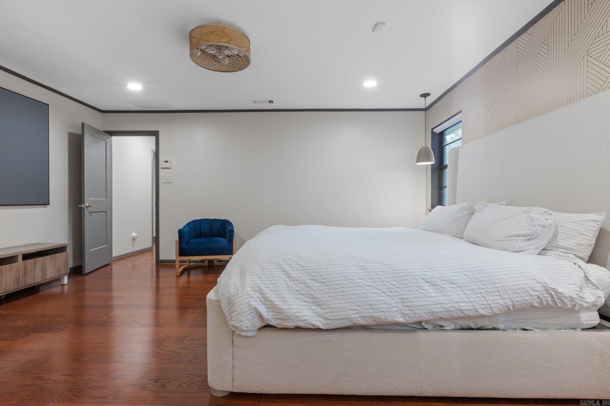 Overlook Park - Residential Lease