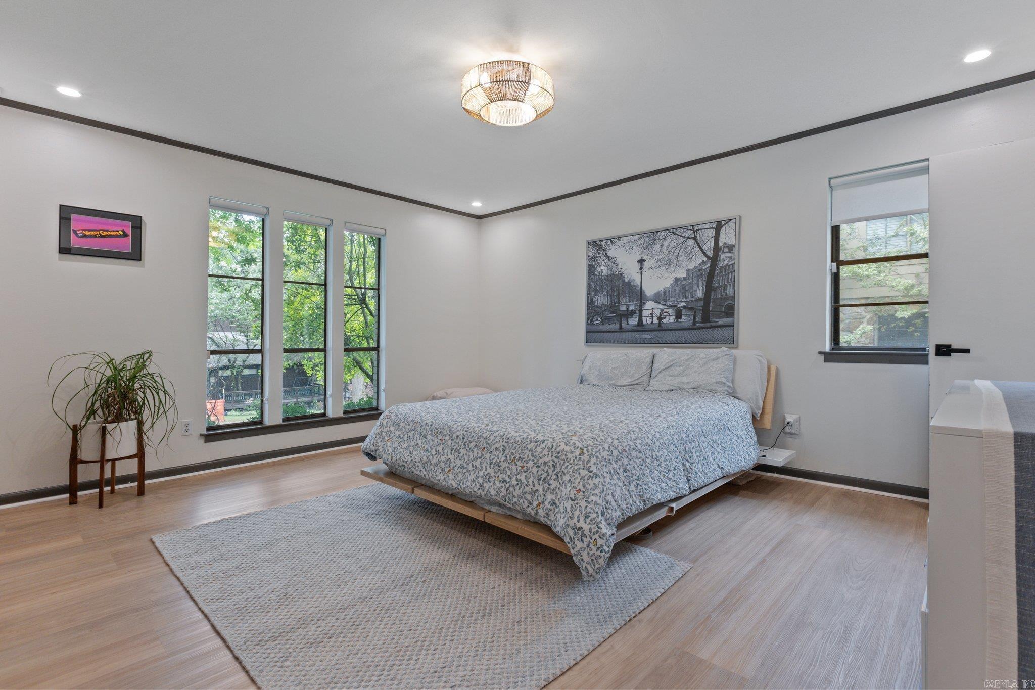 Overlook Park - Residential Lease