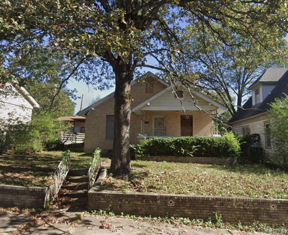 Weldon E Wrights - Residential