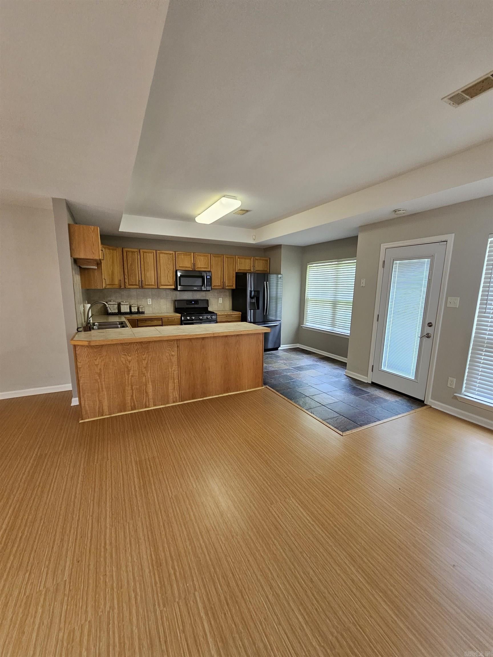 Silica Valley - Residential Lease