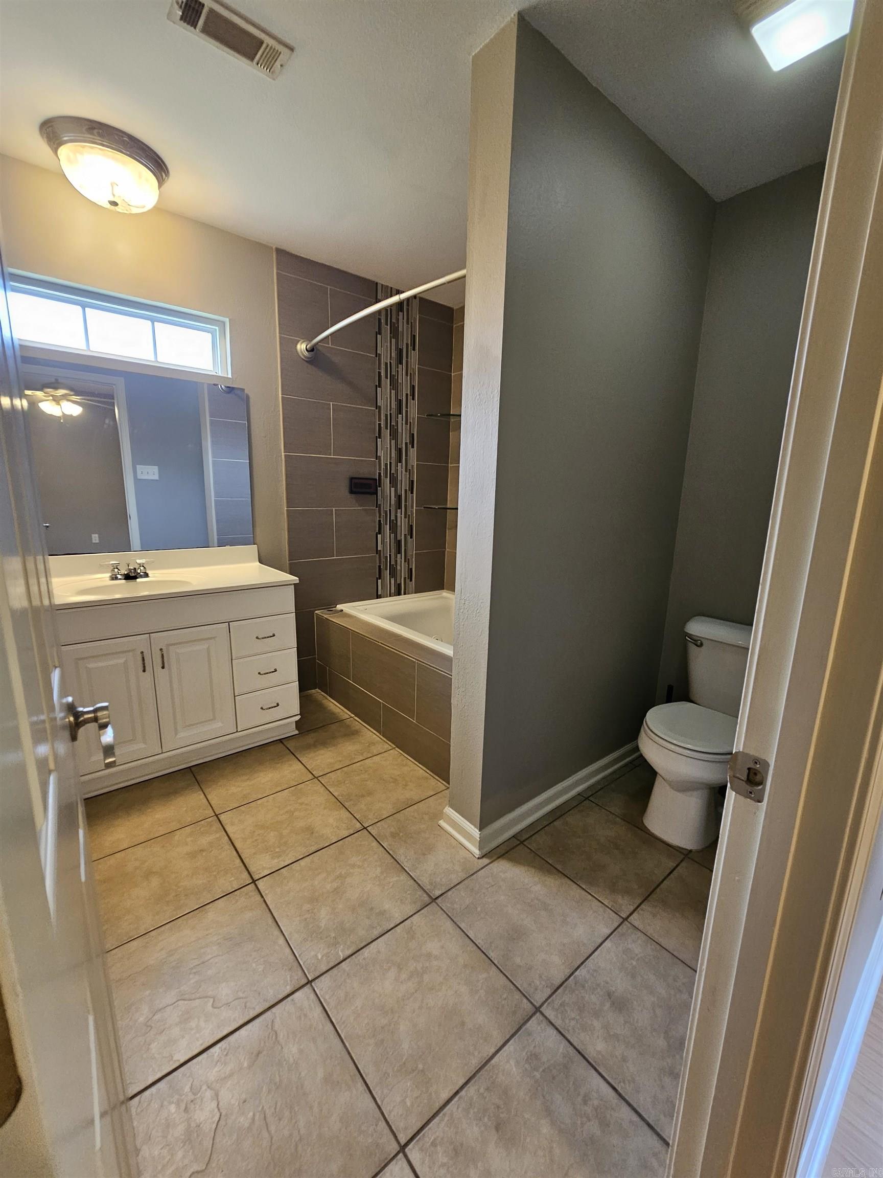 Silica Valley - Residential Lease