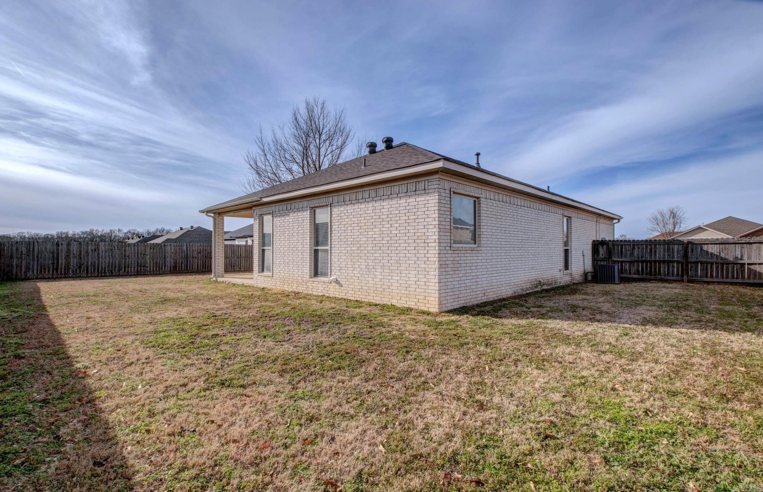 STONEHENGE PLACE - Residential