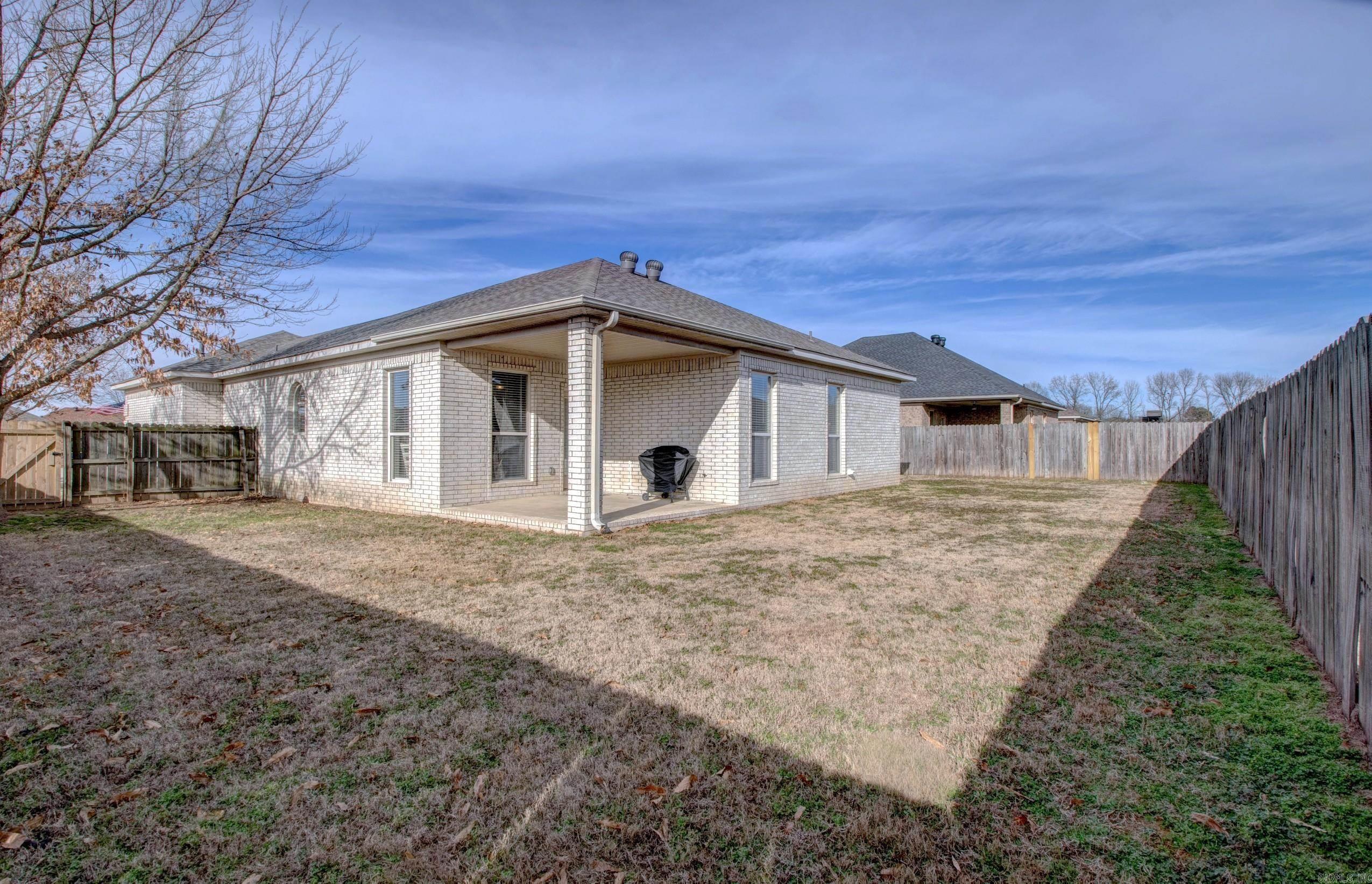 STONEHENGE PLACE - Residential