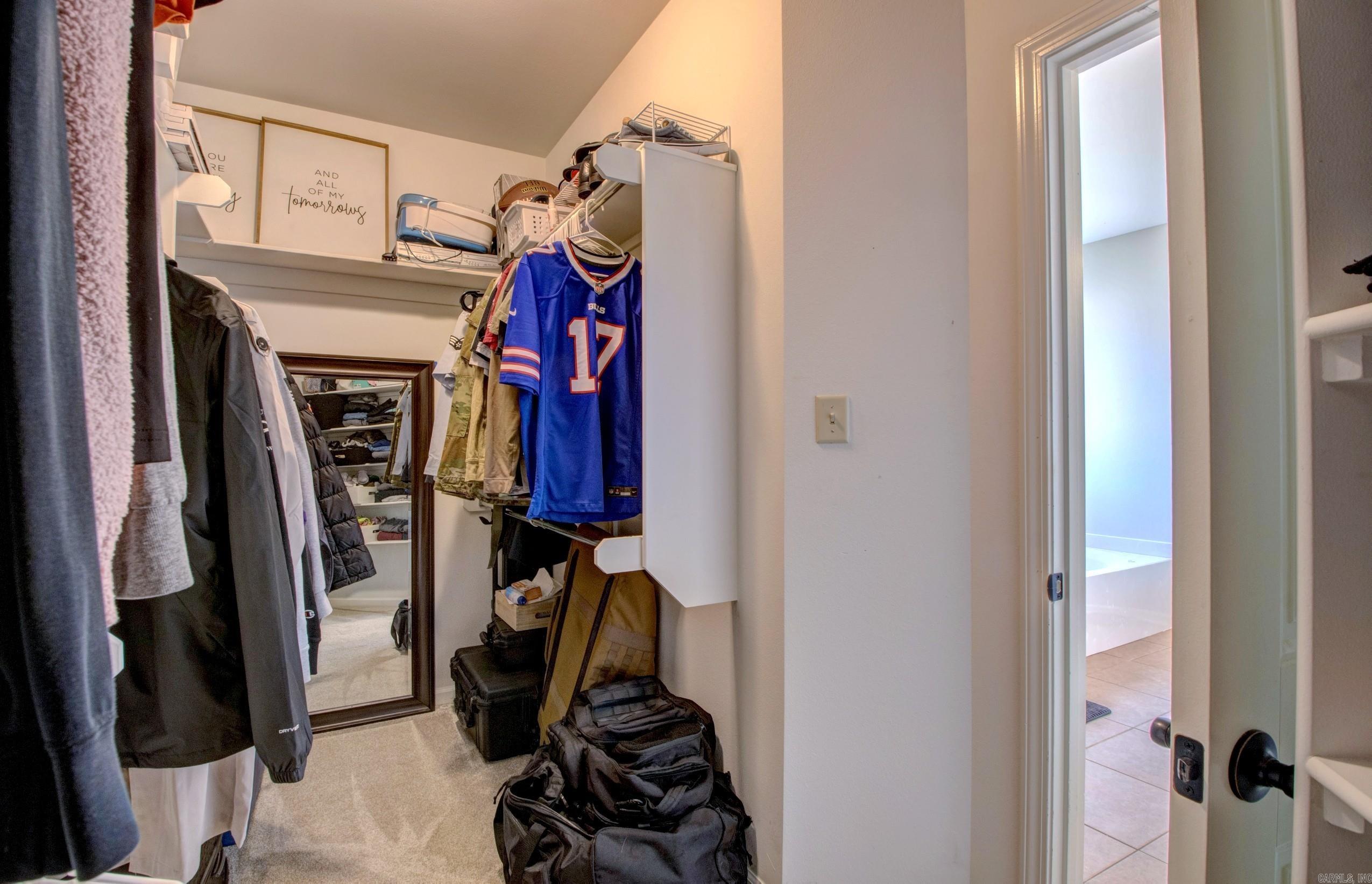 STONEHENGE PLACE - Residential