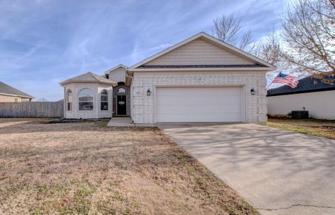 Photo of 2410 Toccata Lane, Cabot, AR 72023 (MLS # 26003505)