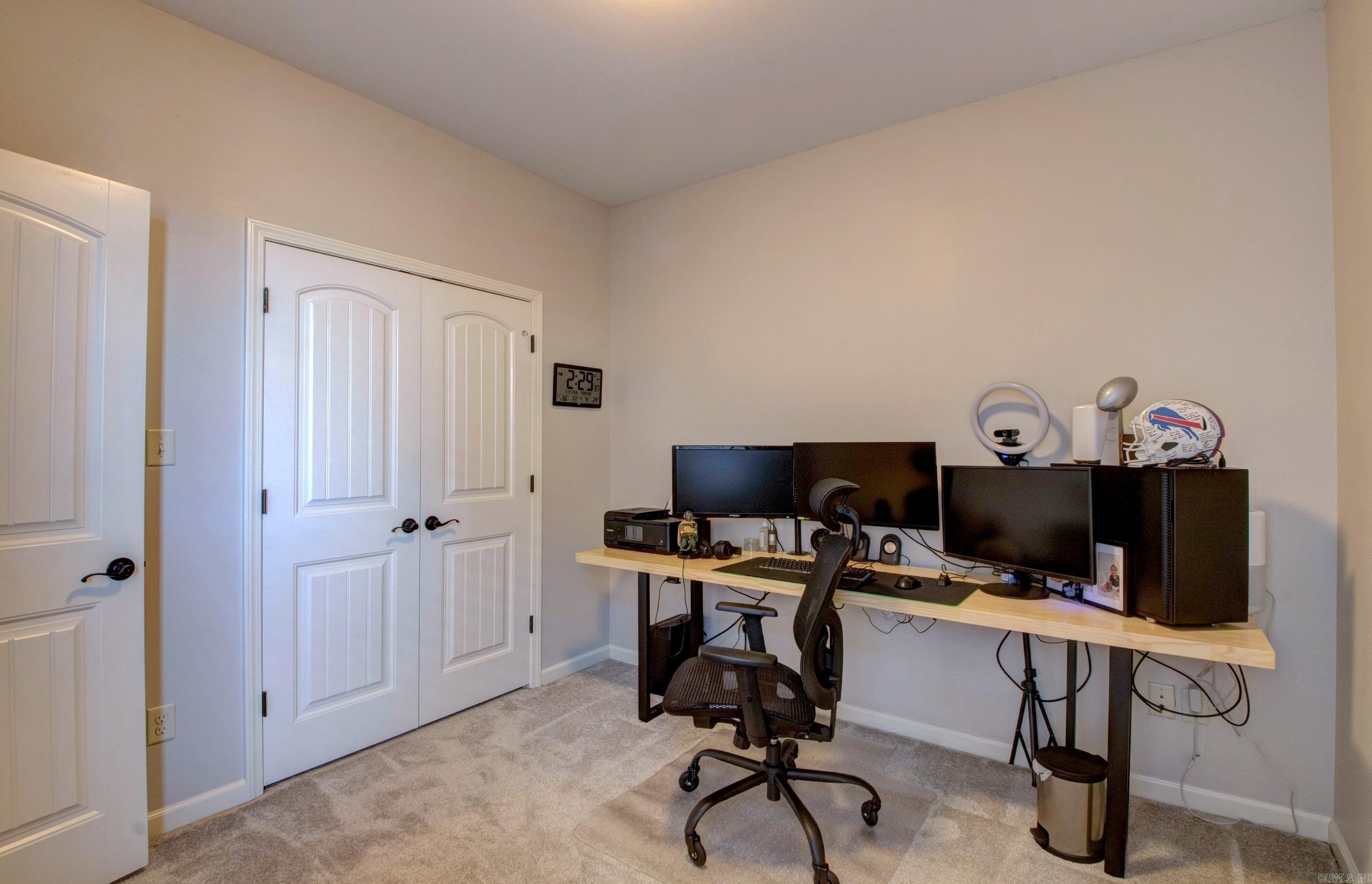 STONEHENGE PLACE - Residential