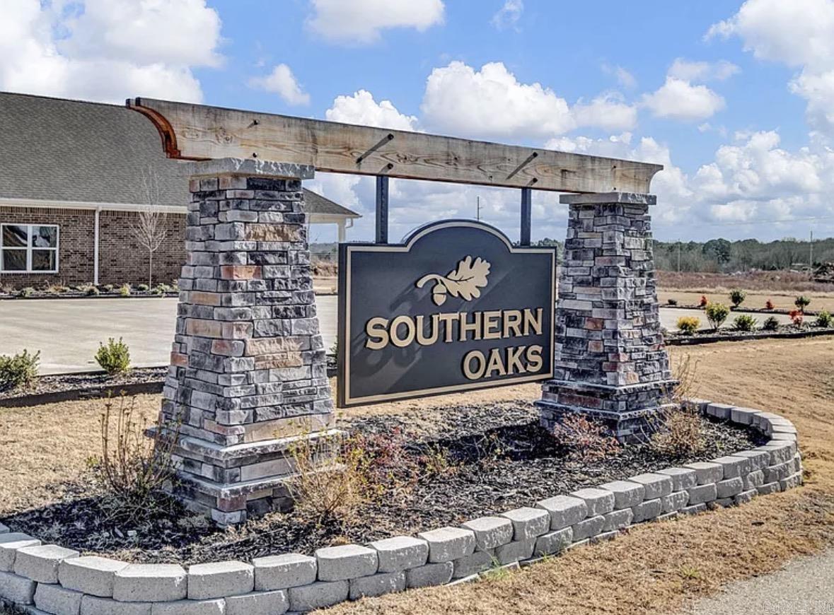 Southern Oaks - Residential