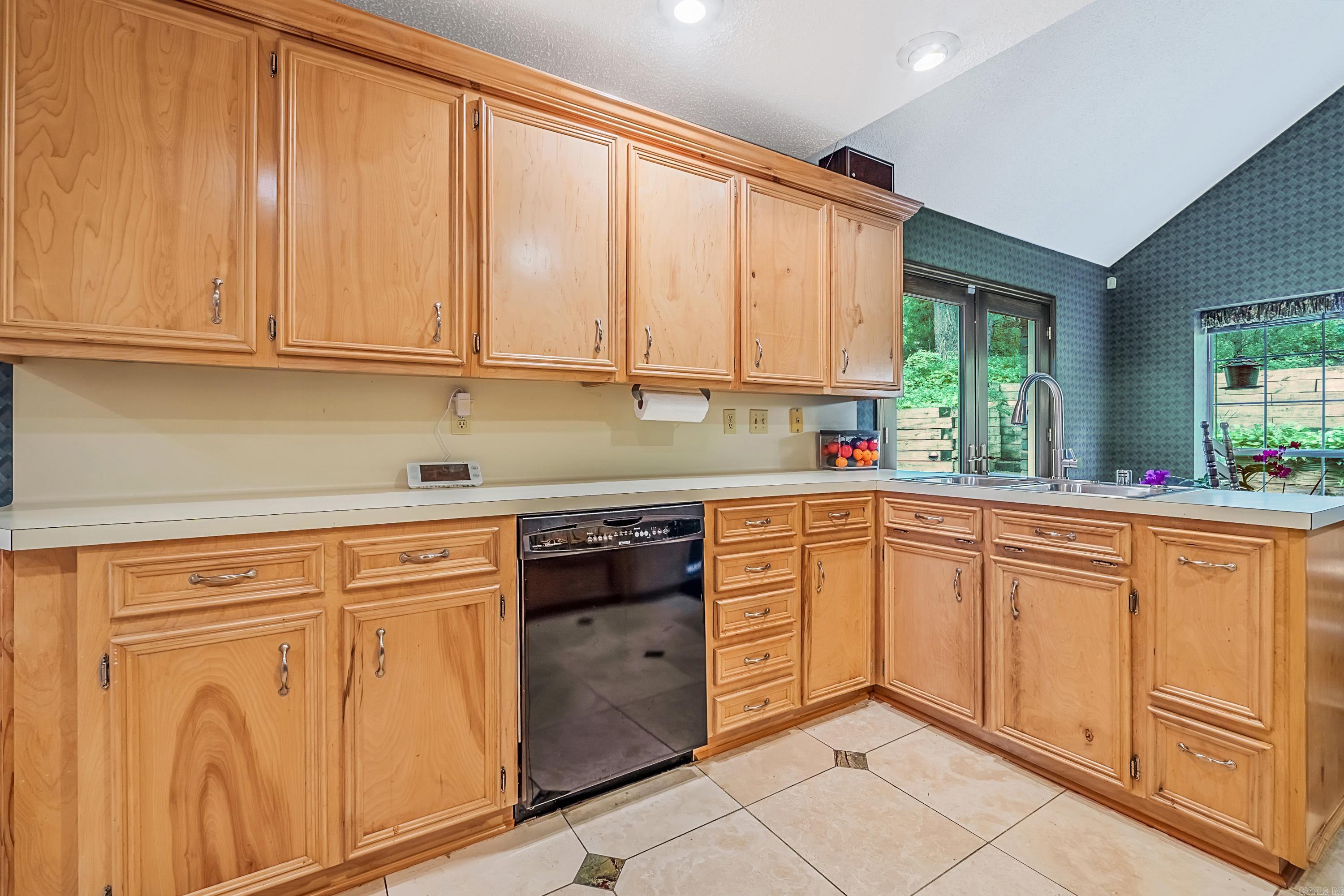 Riverland Heights - Residential