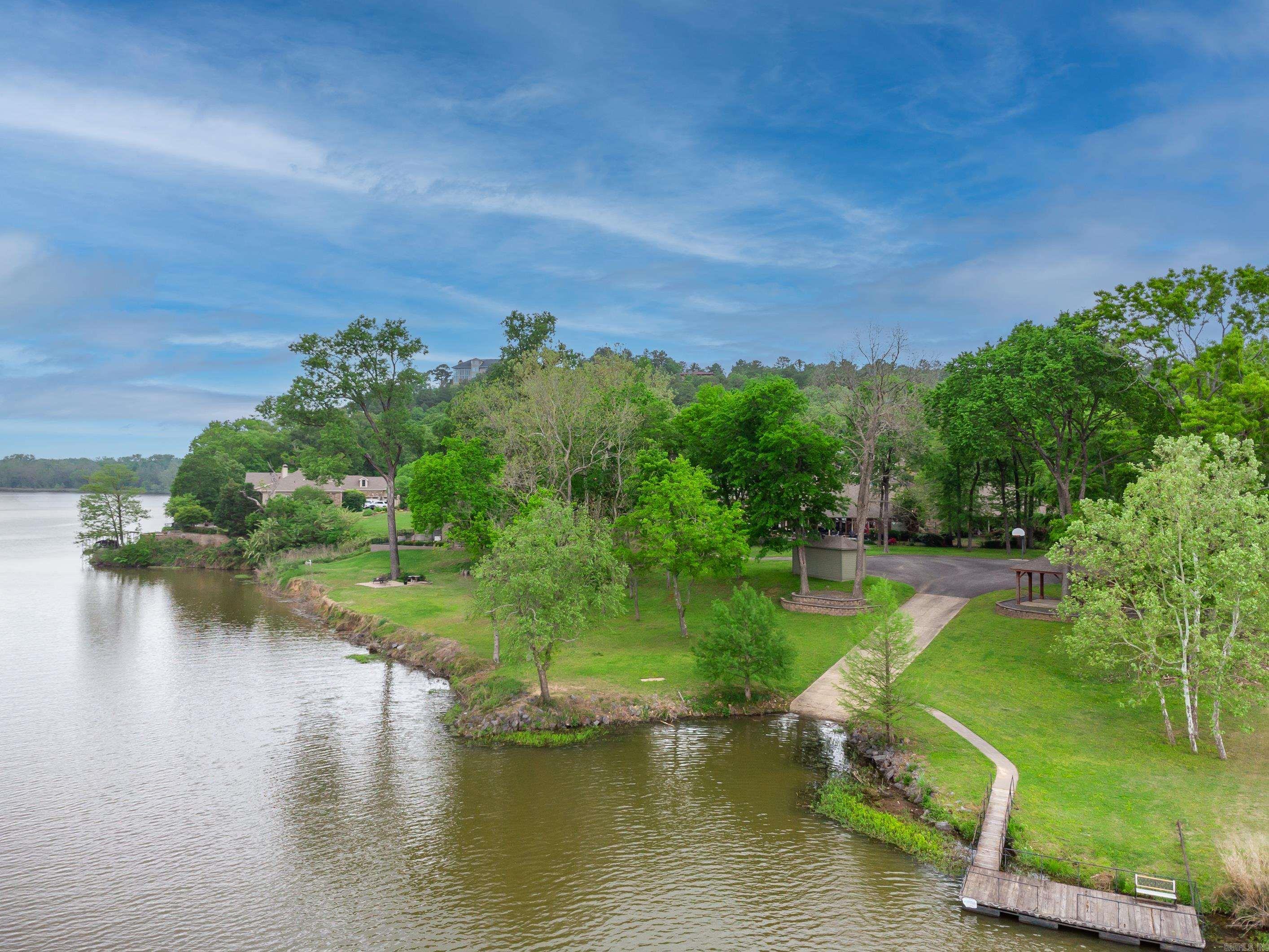 Riverland Heights - Residential