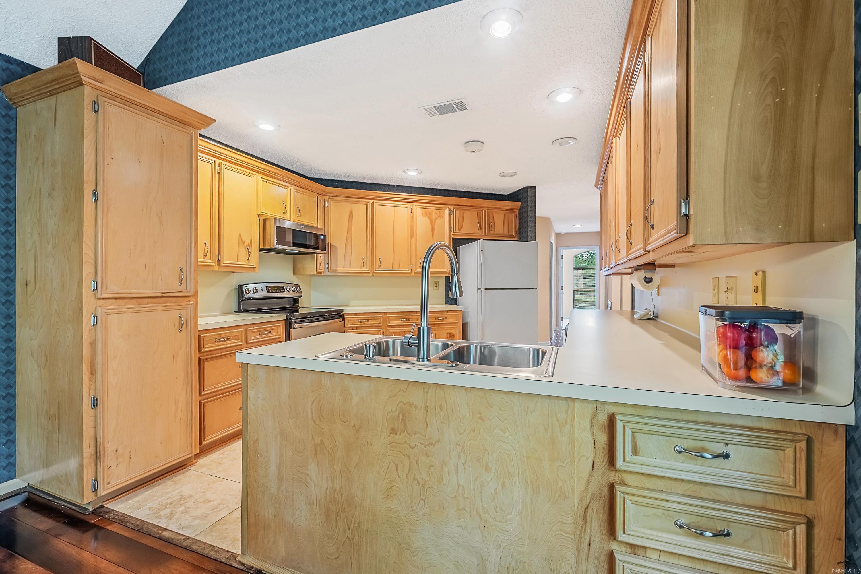 Riverland Heights - Residential