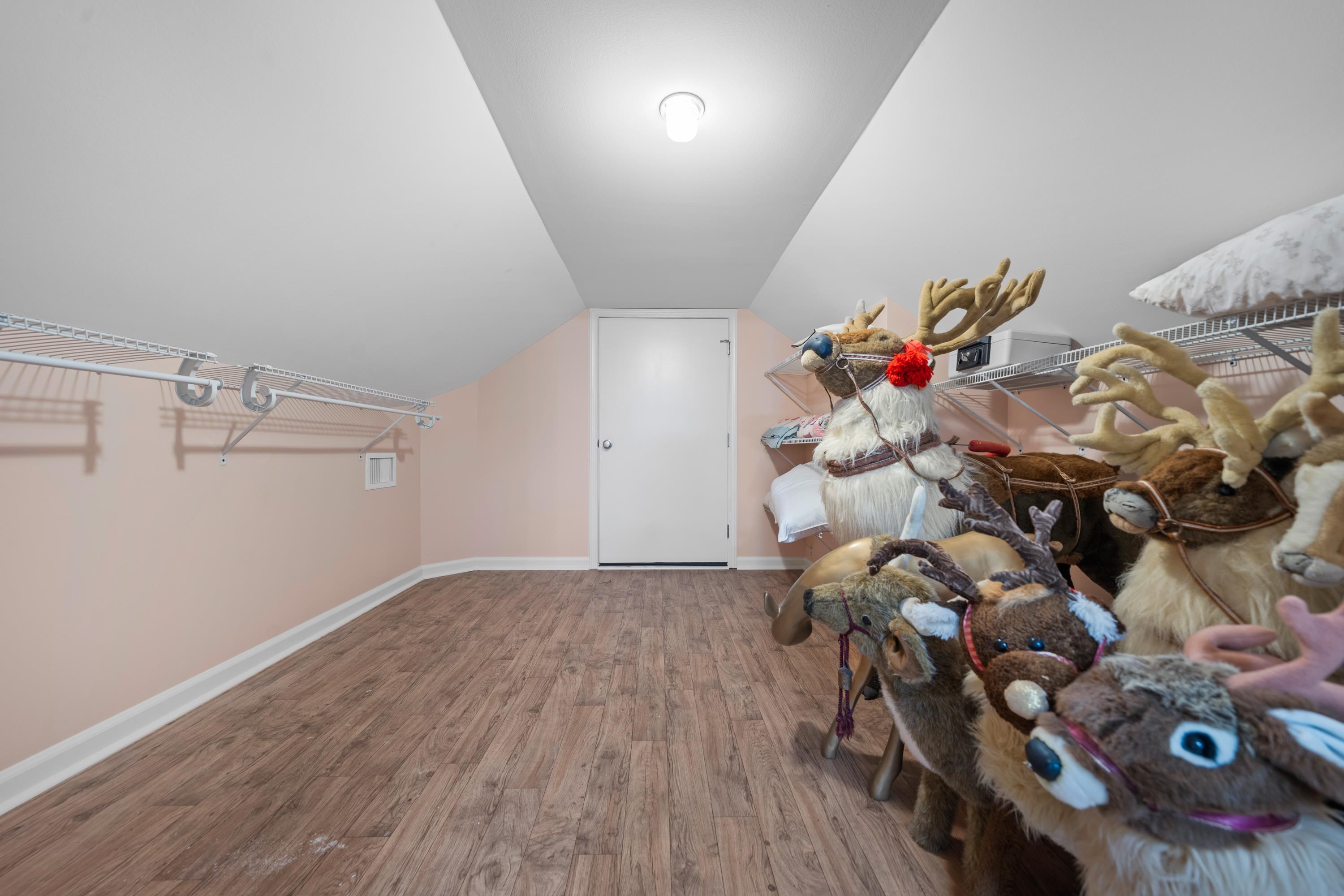 RIVERVIEW ESTATES - Residential